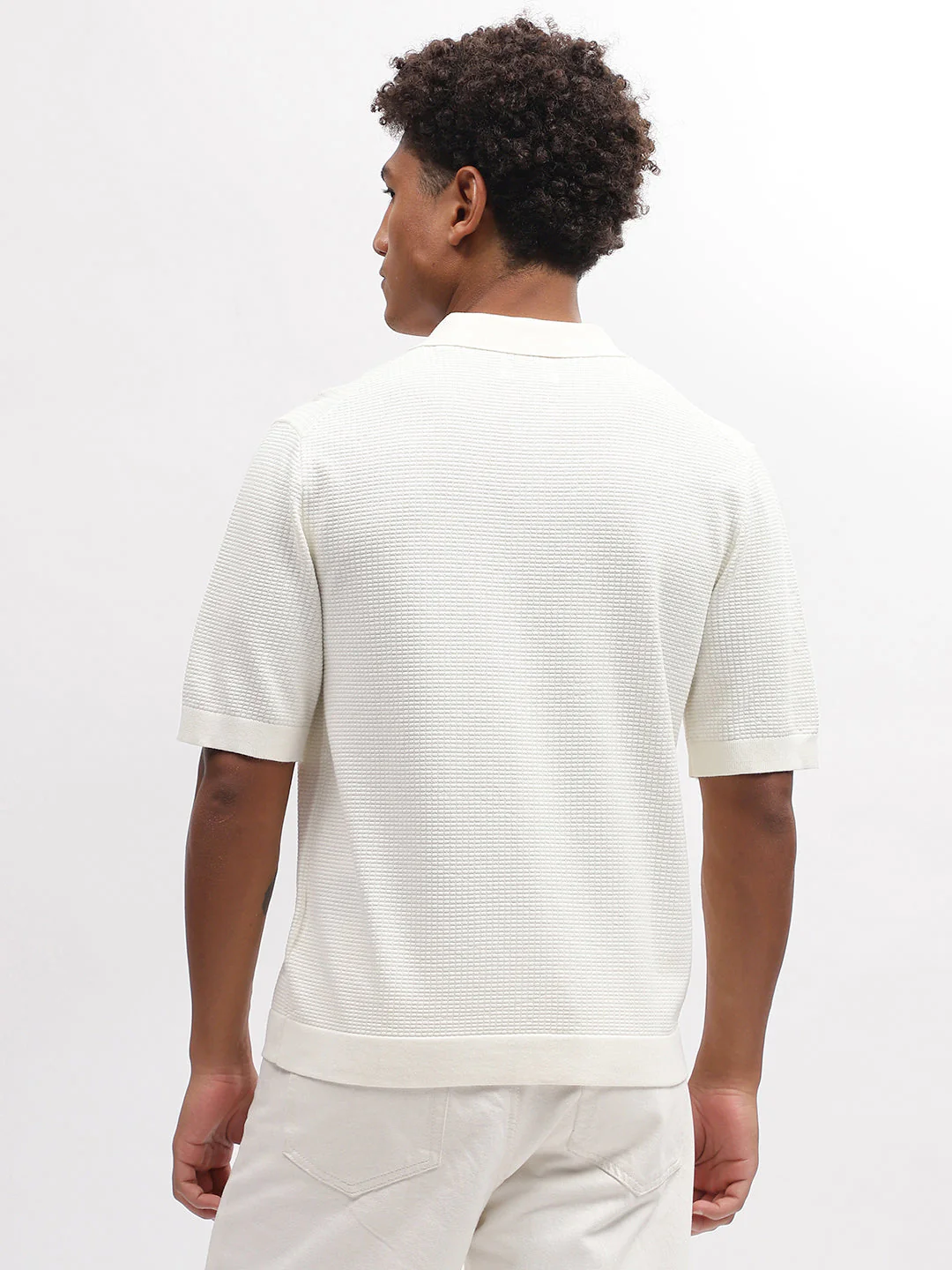 Gant Men Cream Solid Spread Collar Short Sleeves Shirt - Image 4