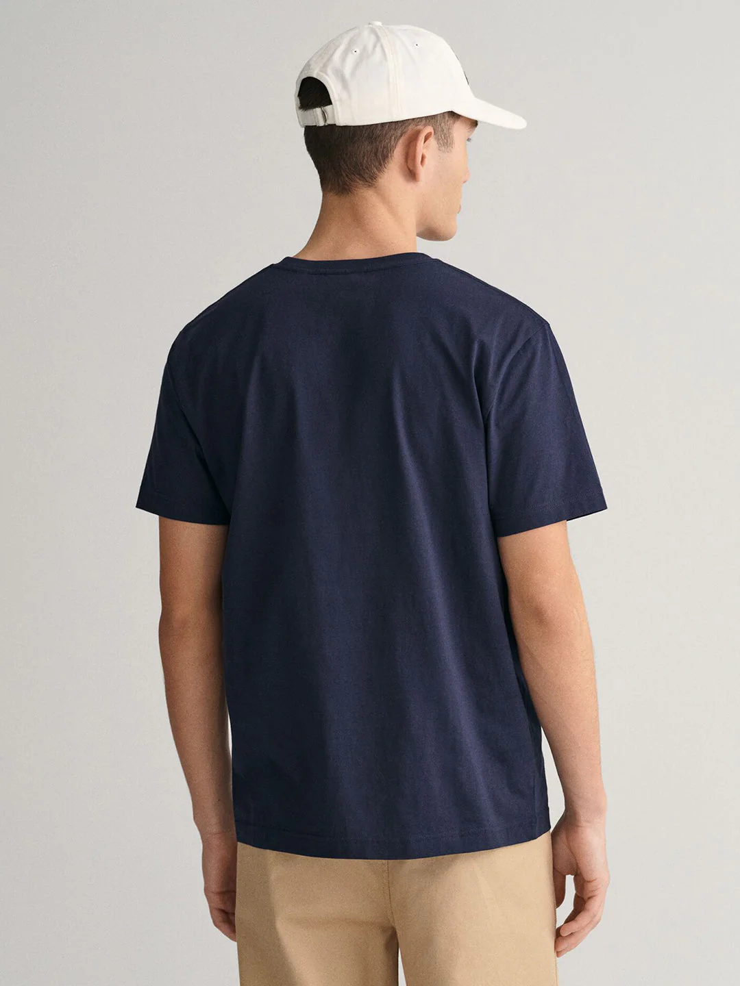 Gant Men Navy Blue Solid Round Neck Short Sleeves T-Shirt - Image 2