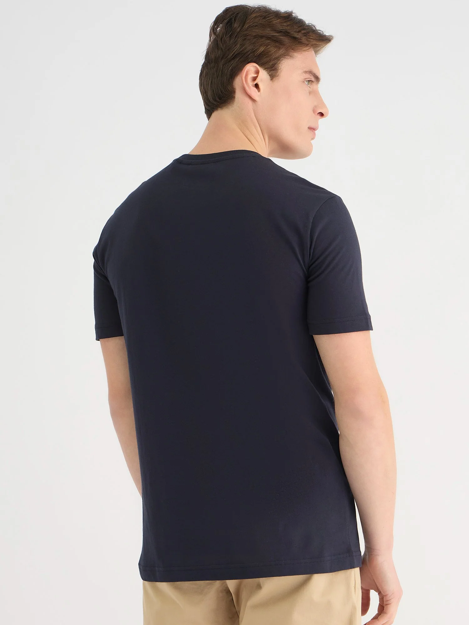 Gant Men Blue Regular Fit Solid Crew Neck Tshirt - Image 3