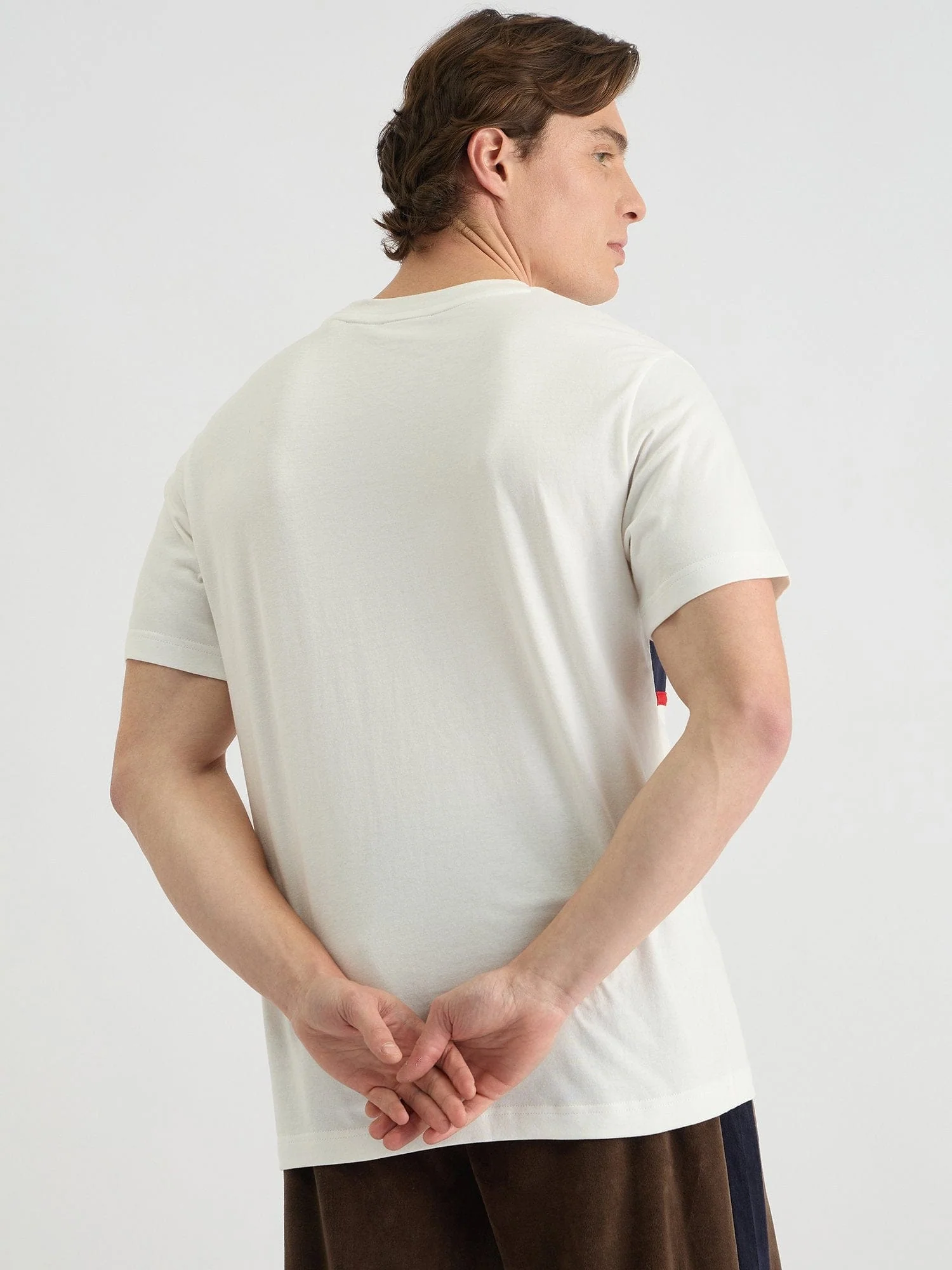Gant Men White Regular Fit Color Block Crew Neck Tshirt - Image 3