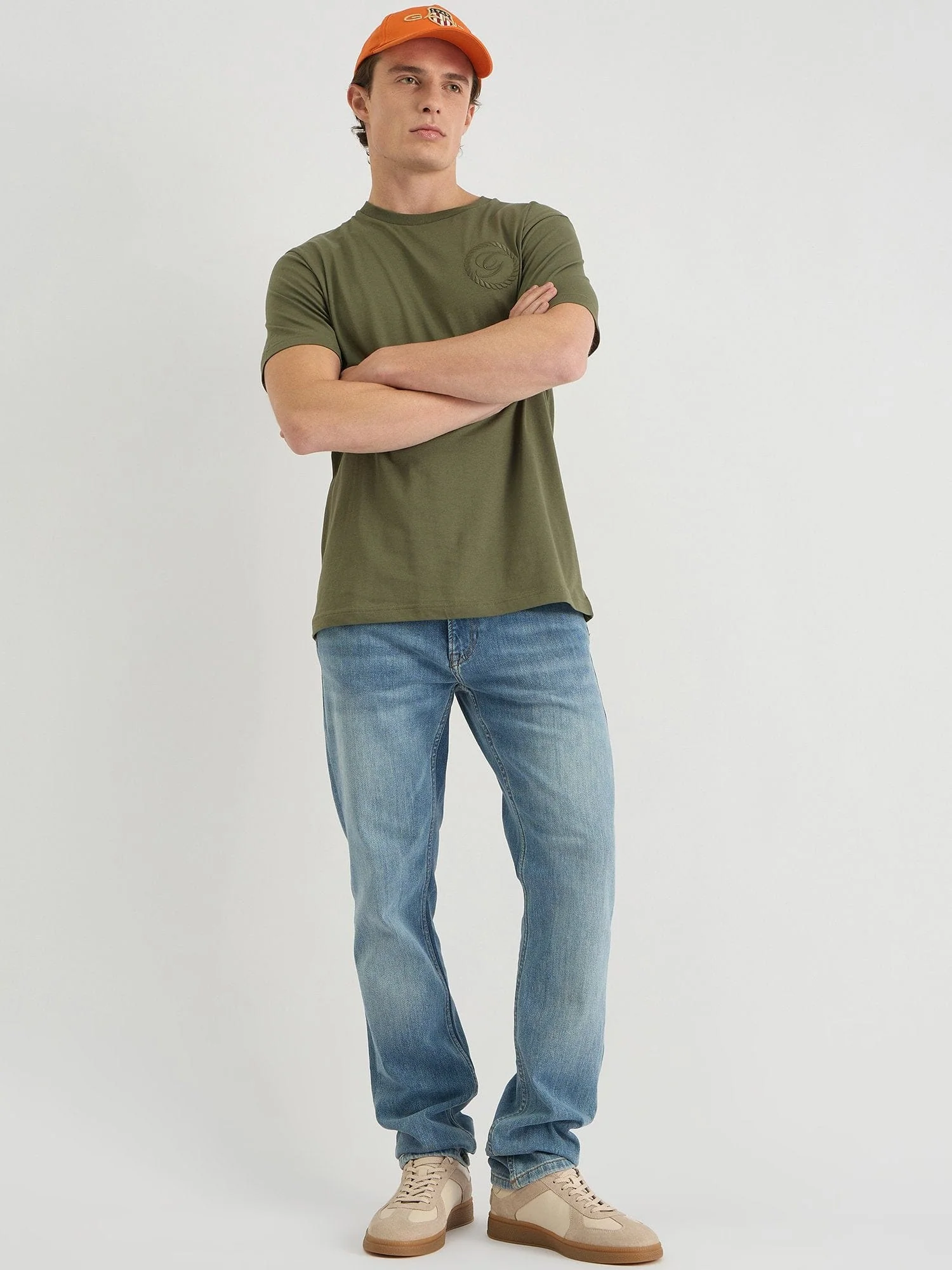 Gant Men Green Regular Fit Solid Crew Neck Tshirt - Image 2