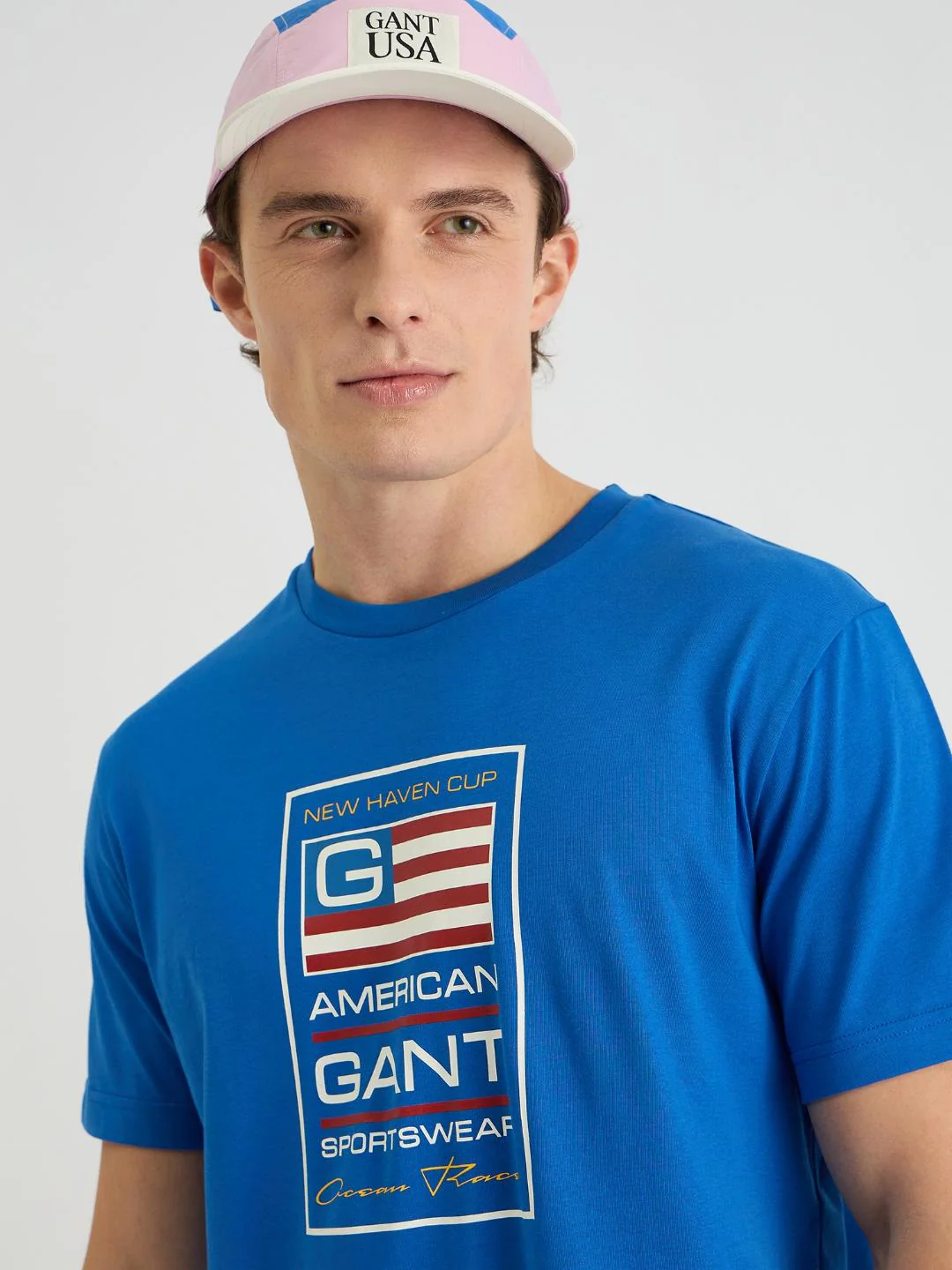 Gant Men Blue Regular Fit Solid Crew Neck Tshirt - Image 4