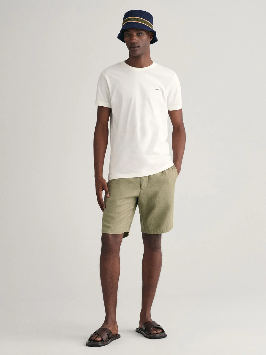 Gant Men White Solid Round Neck Short Sleeves T-Shirt - Image 4