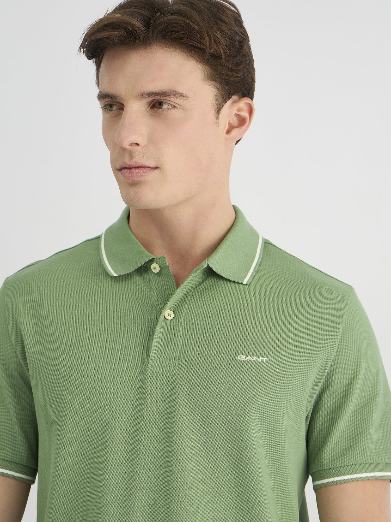 Gant Men Green Regular Fit Solid Polo Tshirt - Image 4