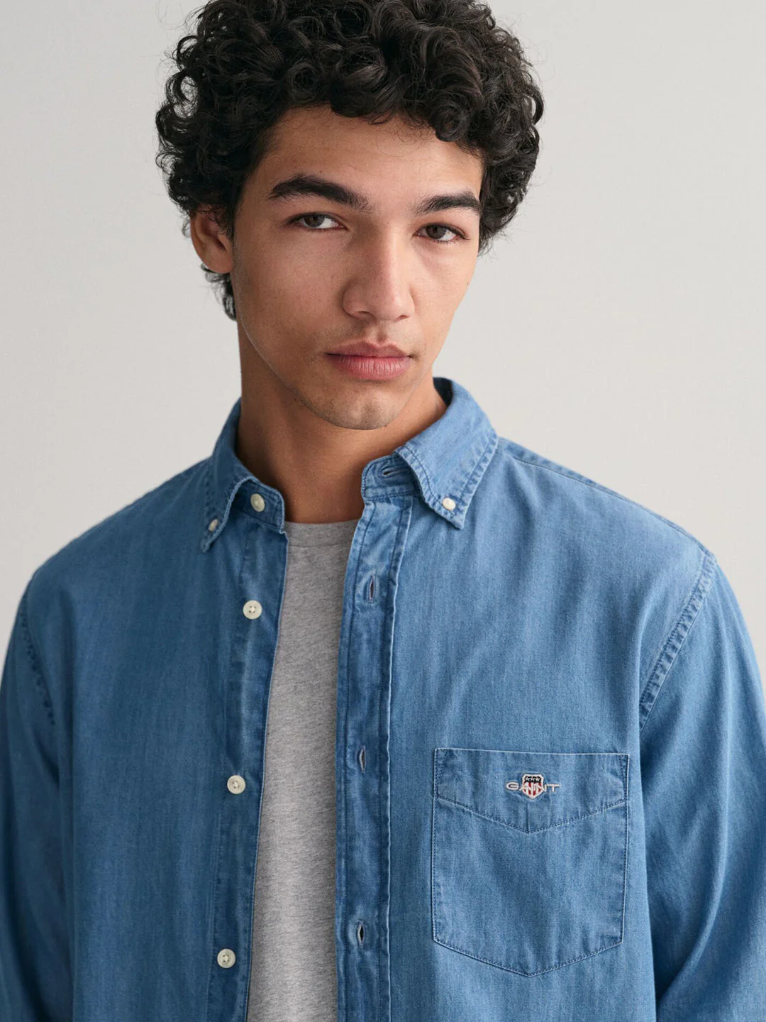 Gant Men Blue Solid Button-Down Collar Full Sleeves Shirt - Image 3