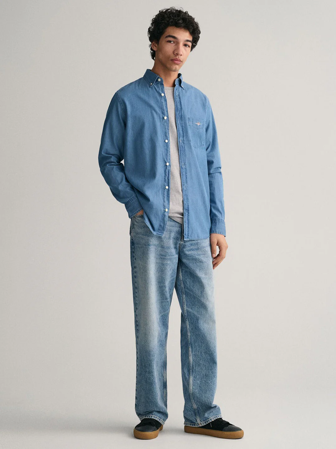 Gant Men Blue Solid Button-Down Collar Full Sleeves Shirt - Image 4