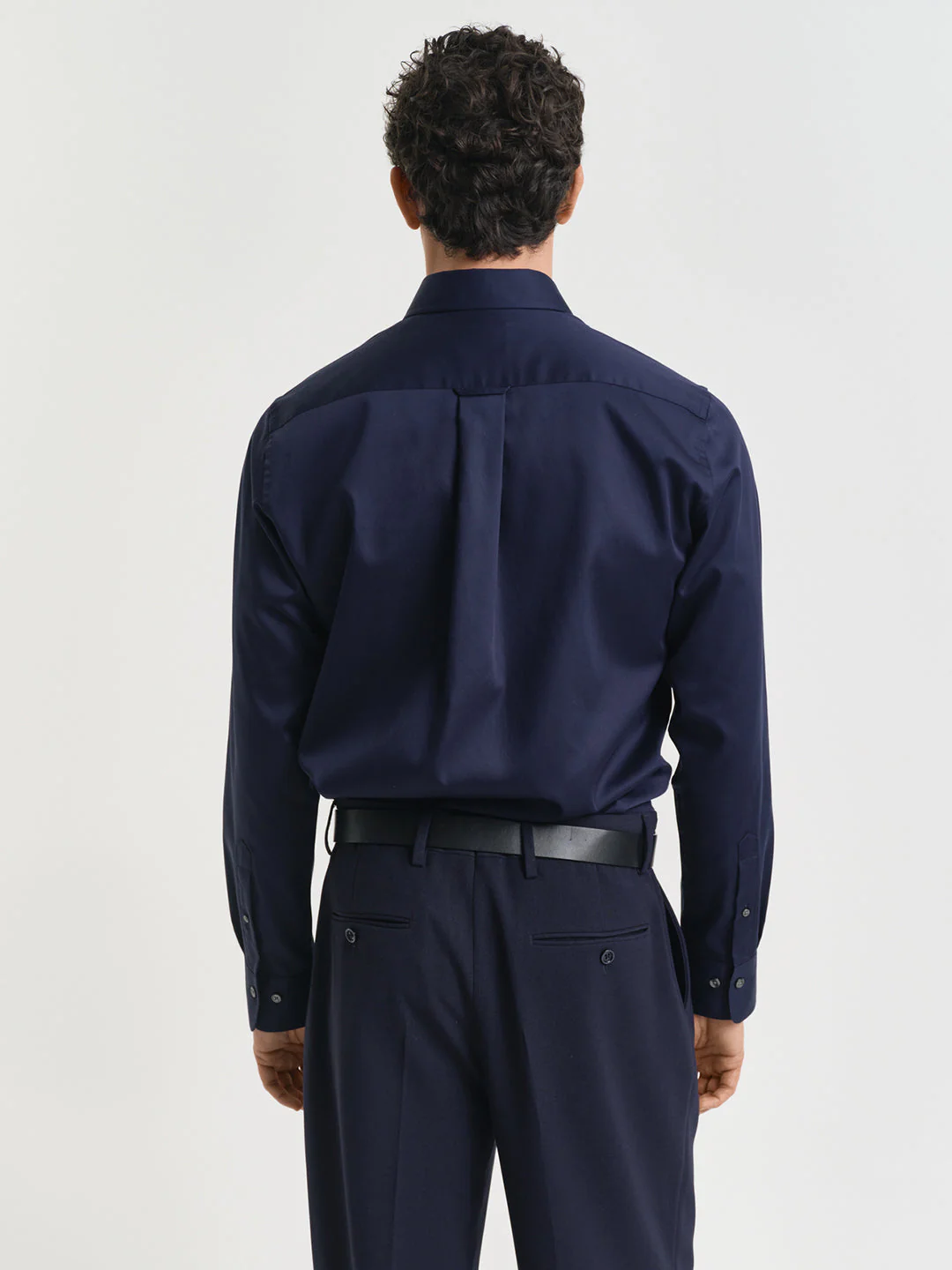 Gant Men Navy Blue Spread Collar Full Sleeves Shirt - Image 2