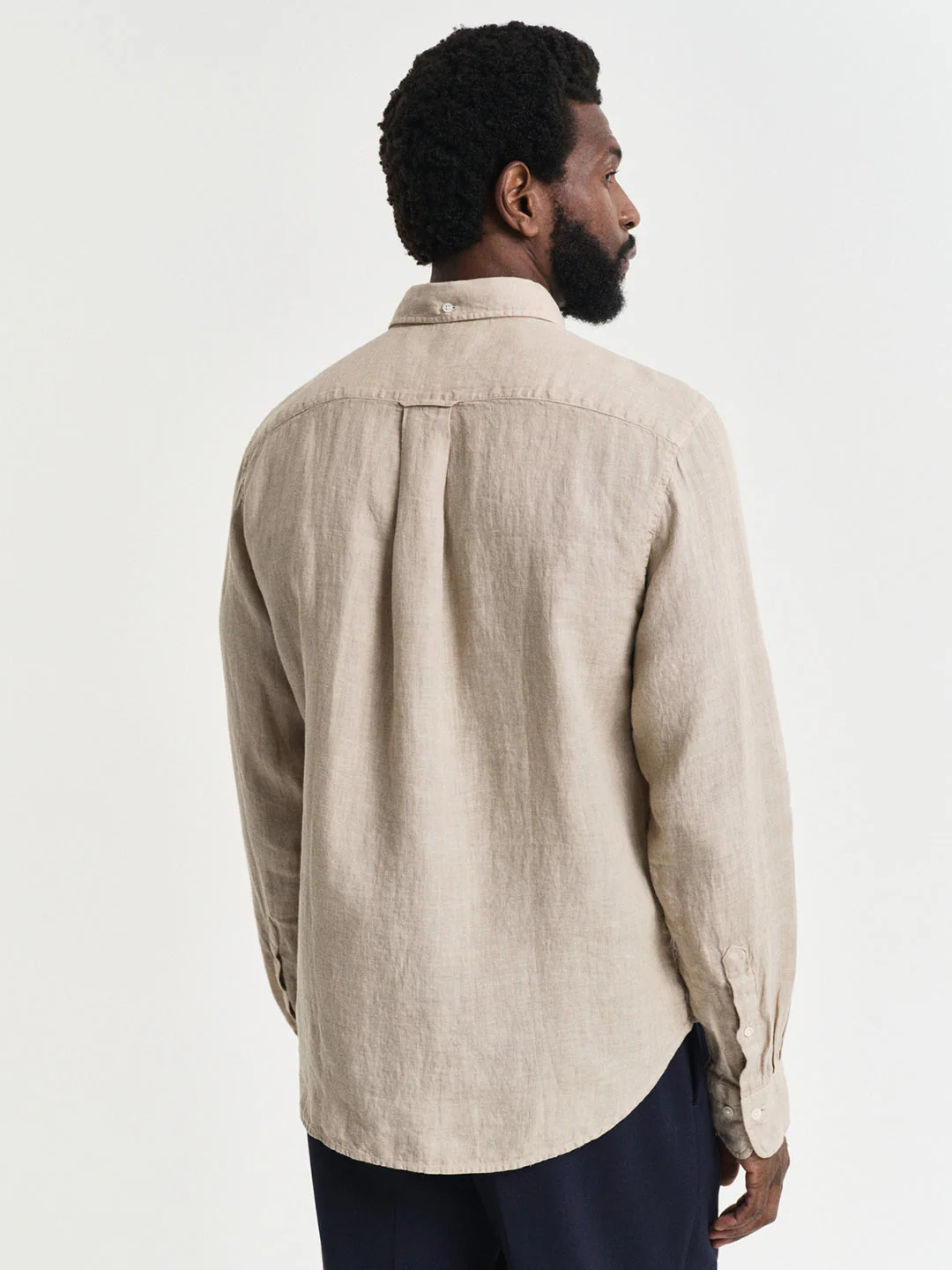 Gant Men Beige Regular Fit Solid Linen Shirt - Image 2