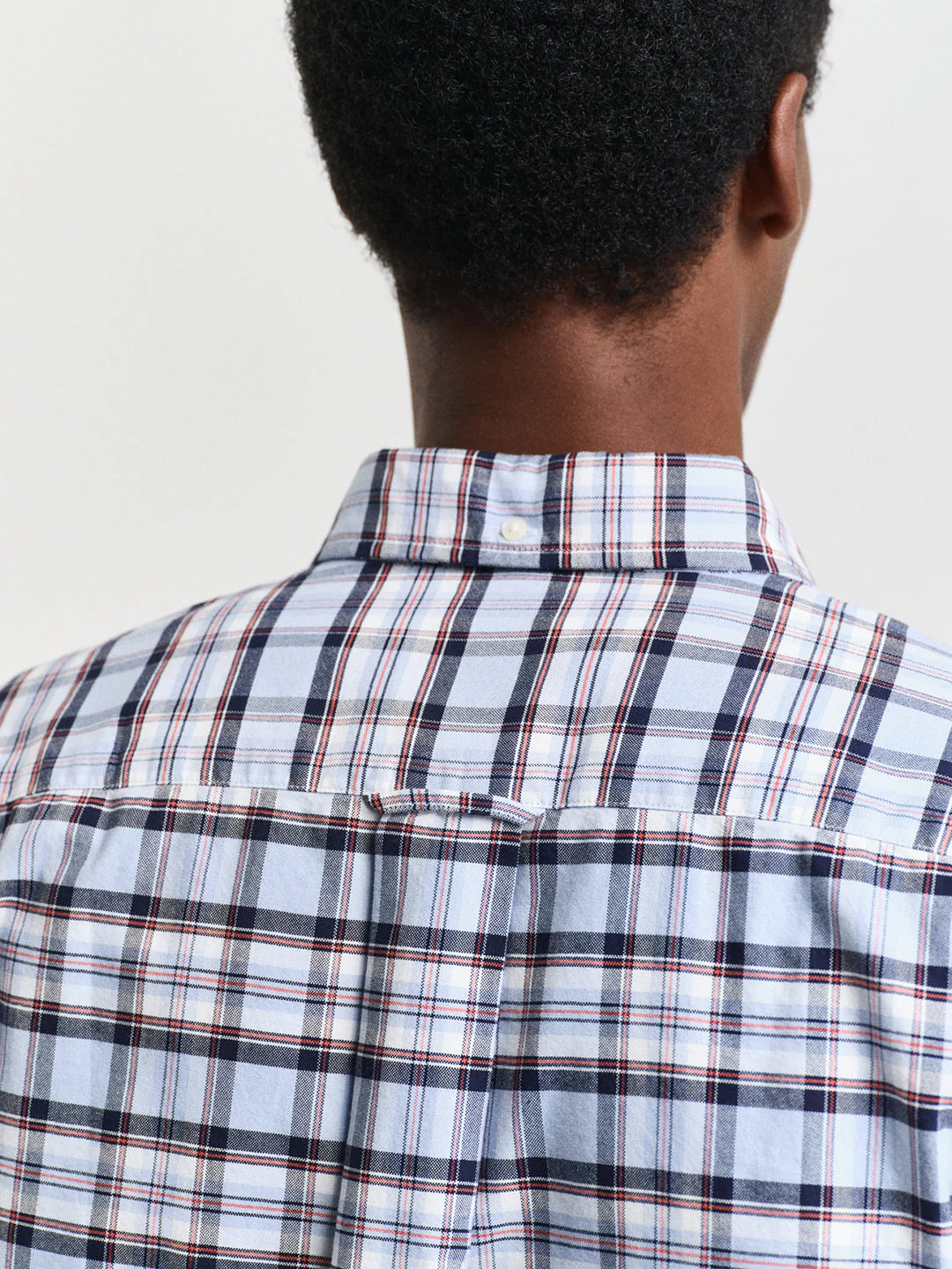 Gant Men Blue Checked Button-Down Collar Full Sleeves Shirt - Image 4