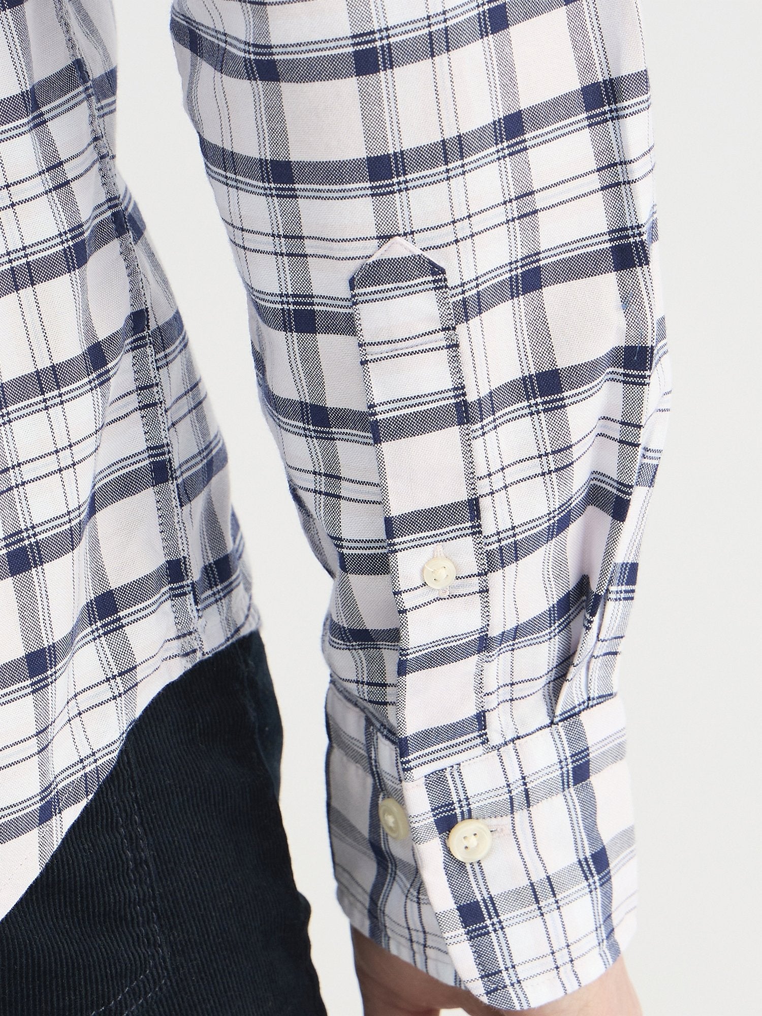 Gant Men Pink Regular Fit Checked Shirt - Image 7