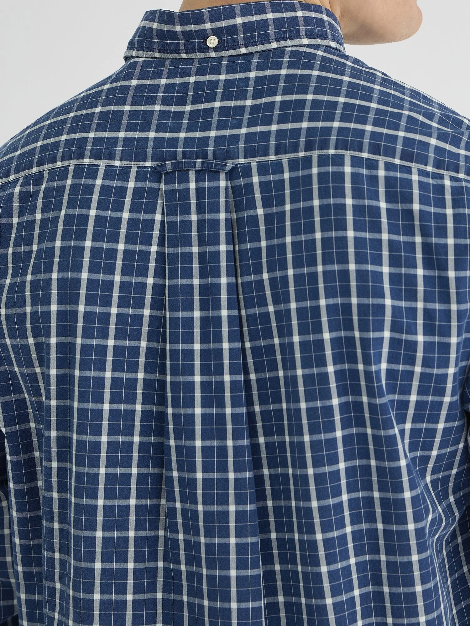 Gant Men Blue Regular Fit Checks Collar Neck Shirt - Image 6