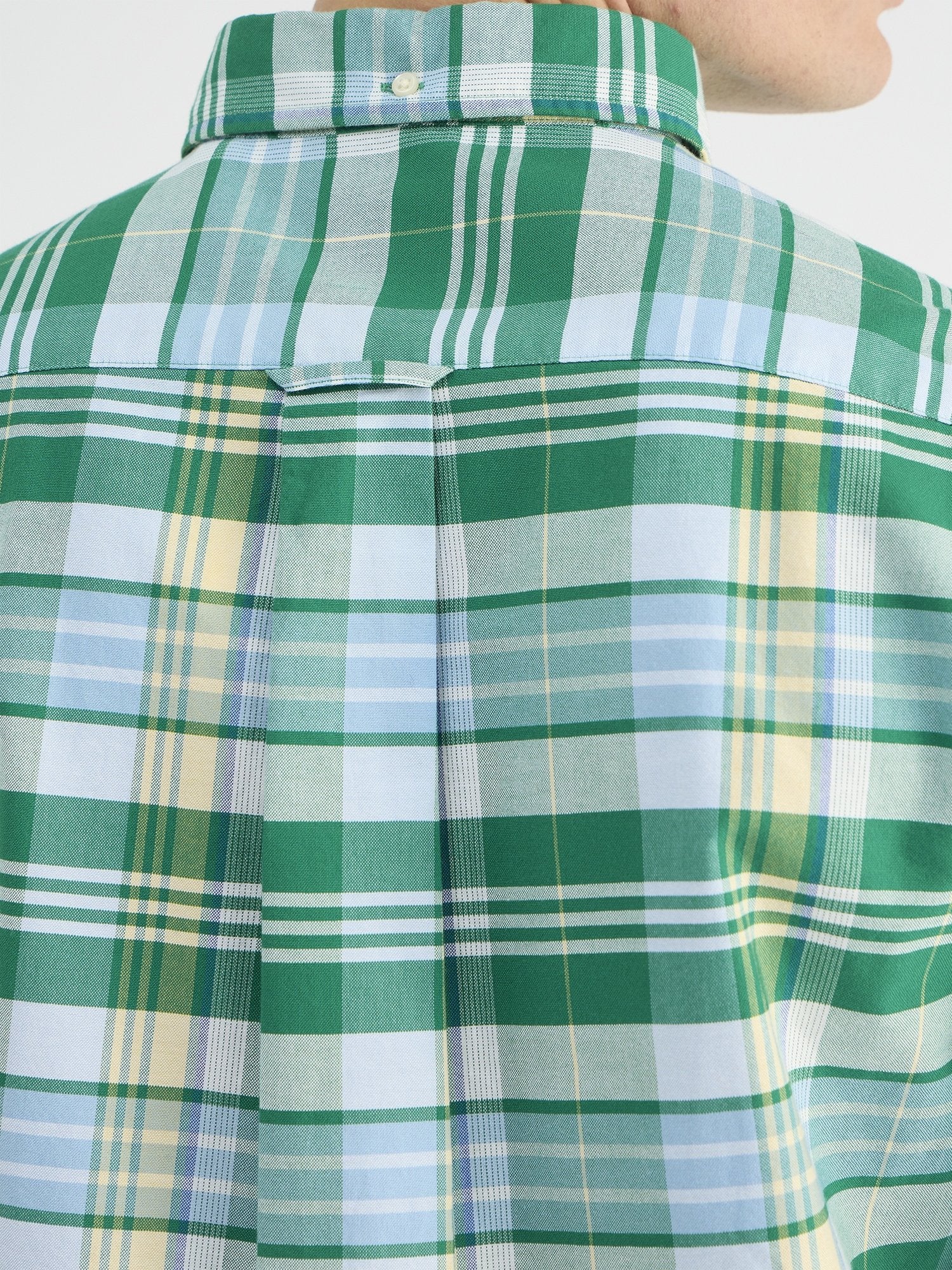 Gant Men Green Regular Fit Checks Collar Neck Shirt - Image 6