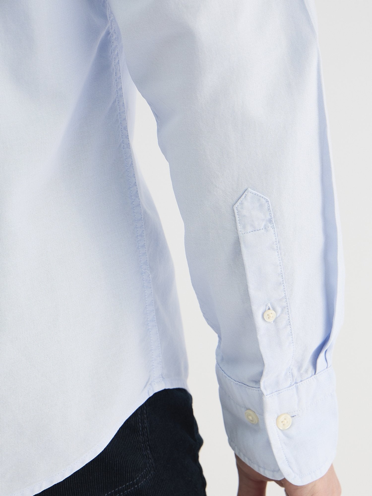 Gant Men Blue Regular Fit Solid Collar Neck Shirt - Image 7