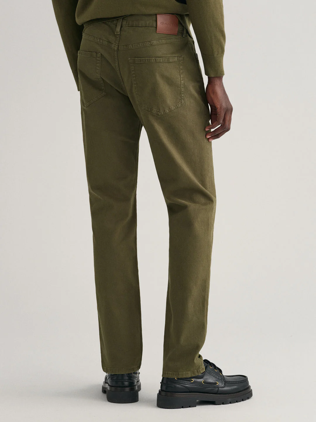 Gant Men Solid Slim Fit Jeans - Image 2