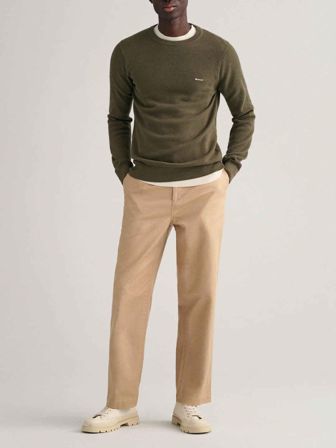 Gant Men Green Solid Round Neck Sweater - Image 4