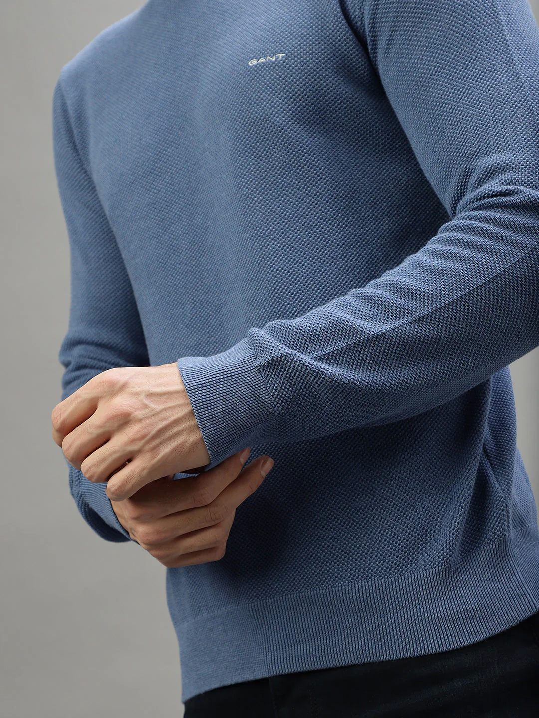 Gant Men Solid Round Neck Full Sleeves Sweater - Image 7
