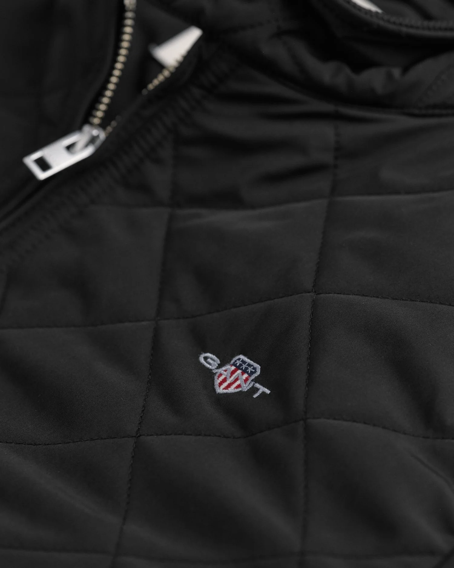 Gant Men Black Solid Stand Collar Full Sleeves Quilted Jacket - Image 5