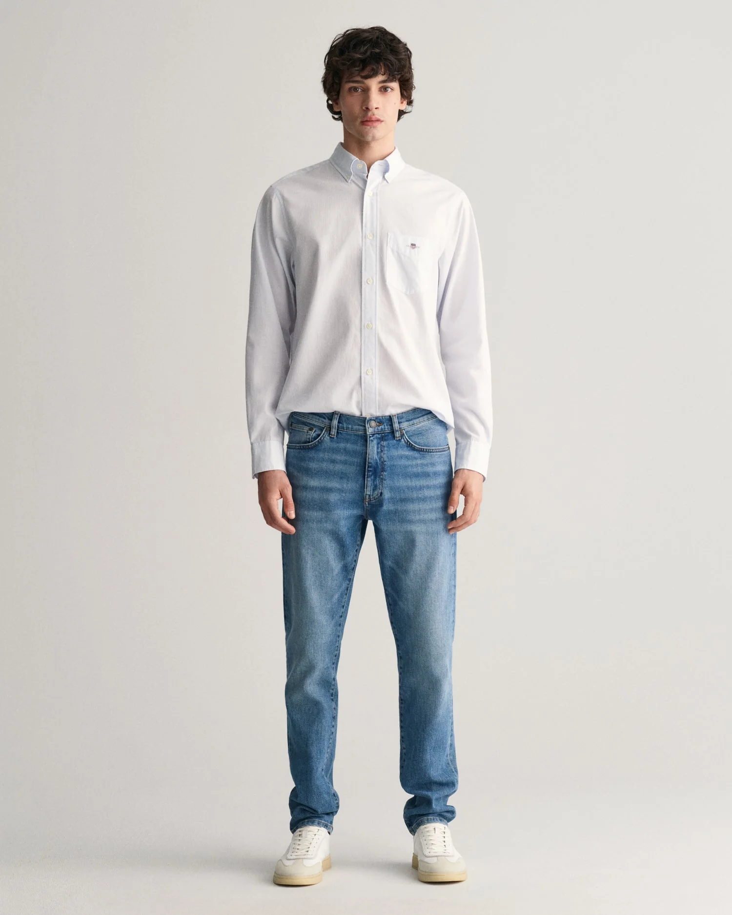 Gant Men Blue Washed Mid-Rise Slim Fit Jeans - Image 3