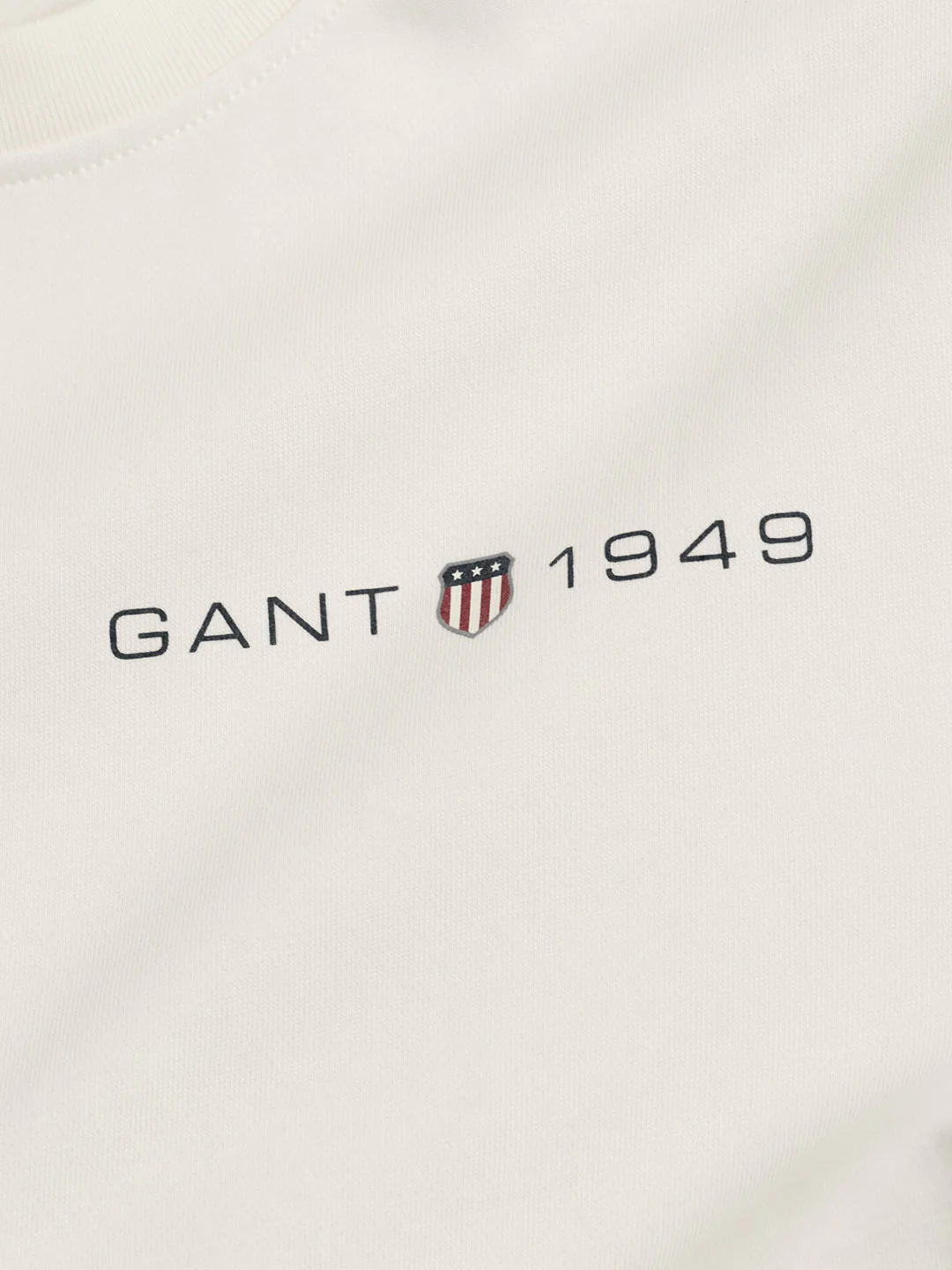 Gant Men White Solid Round Neck Full Sleeves Sweatshirt - Image 3