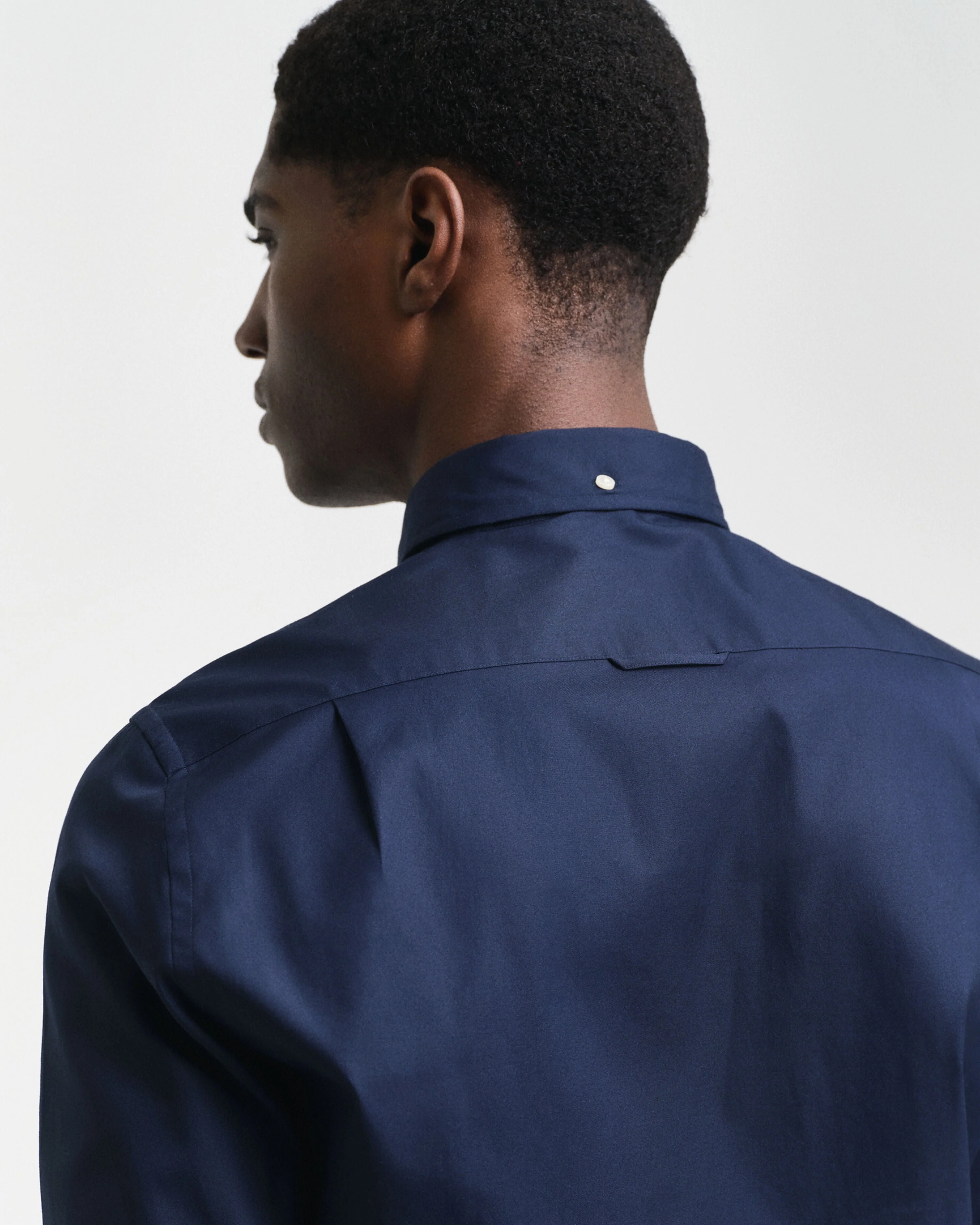 Gant Men Blue Solid Button-down Collar Full Sleeves Shirt - Image 3