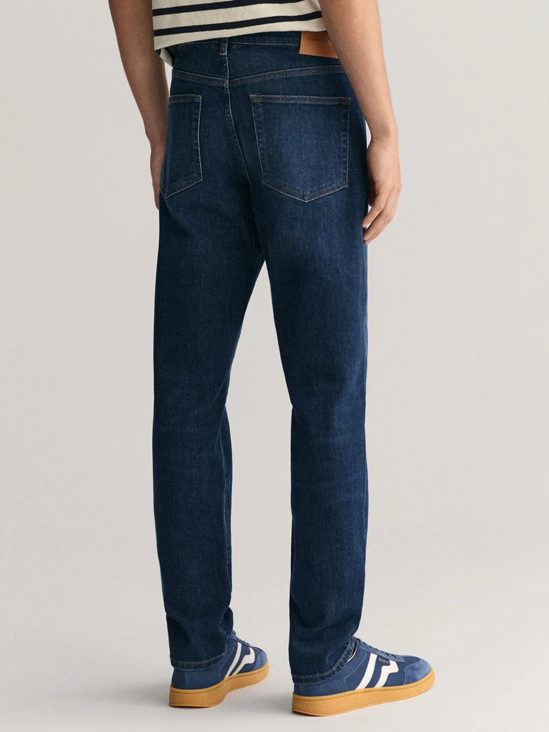 Gant Men Blue Slim Fit Washed Jeans - Image 5