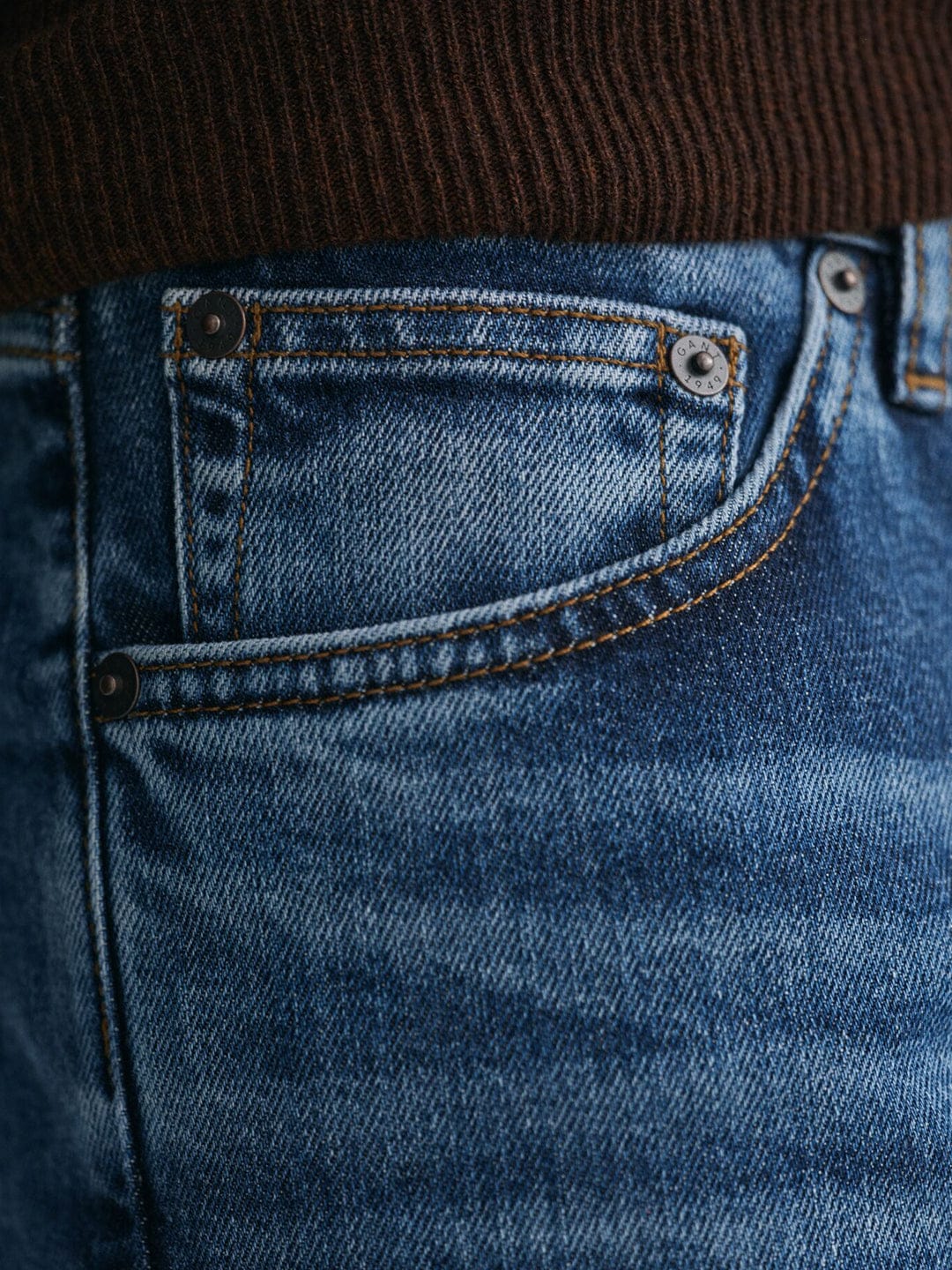 Gant Men Blue Slim Fit Washed Jeans - Image 3
