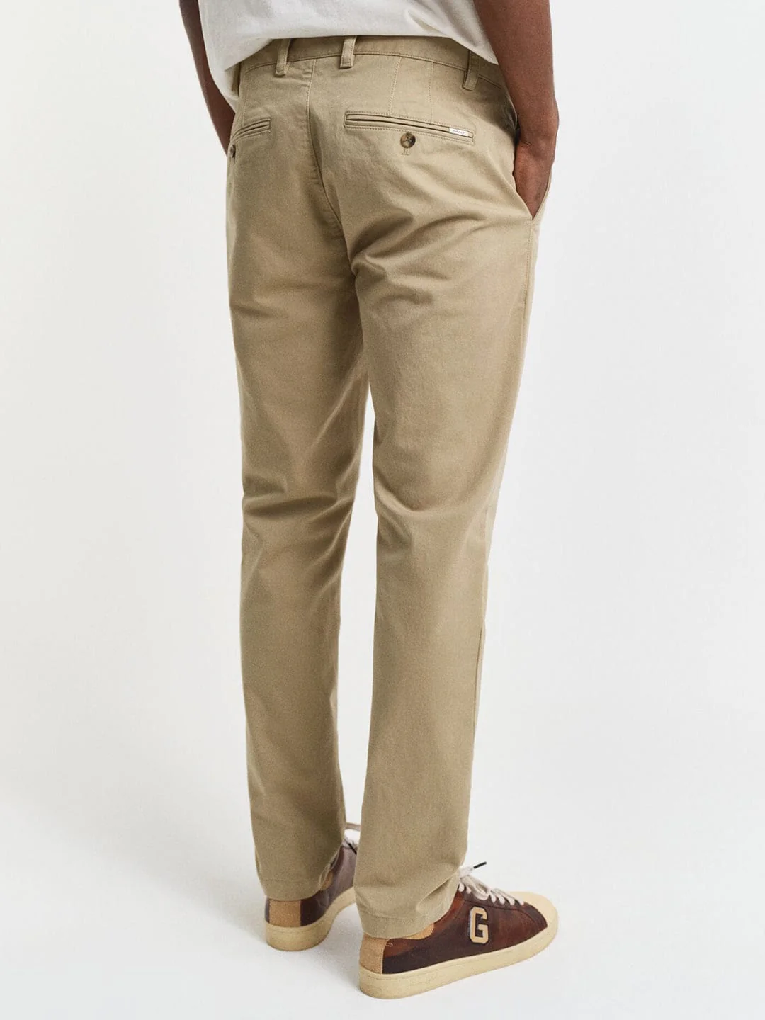 Gant Men Khaki Slim Fit Solid Trouser - Image 3