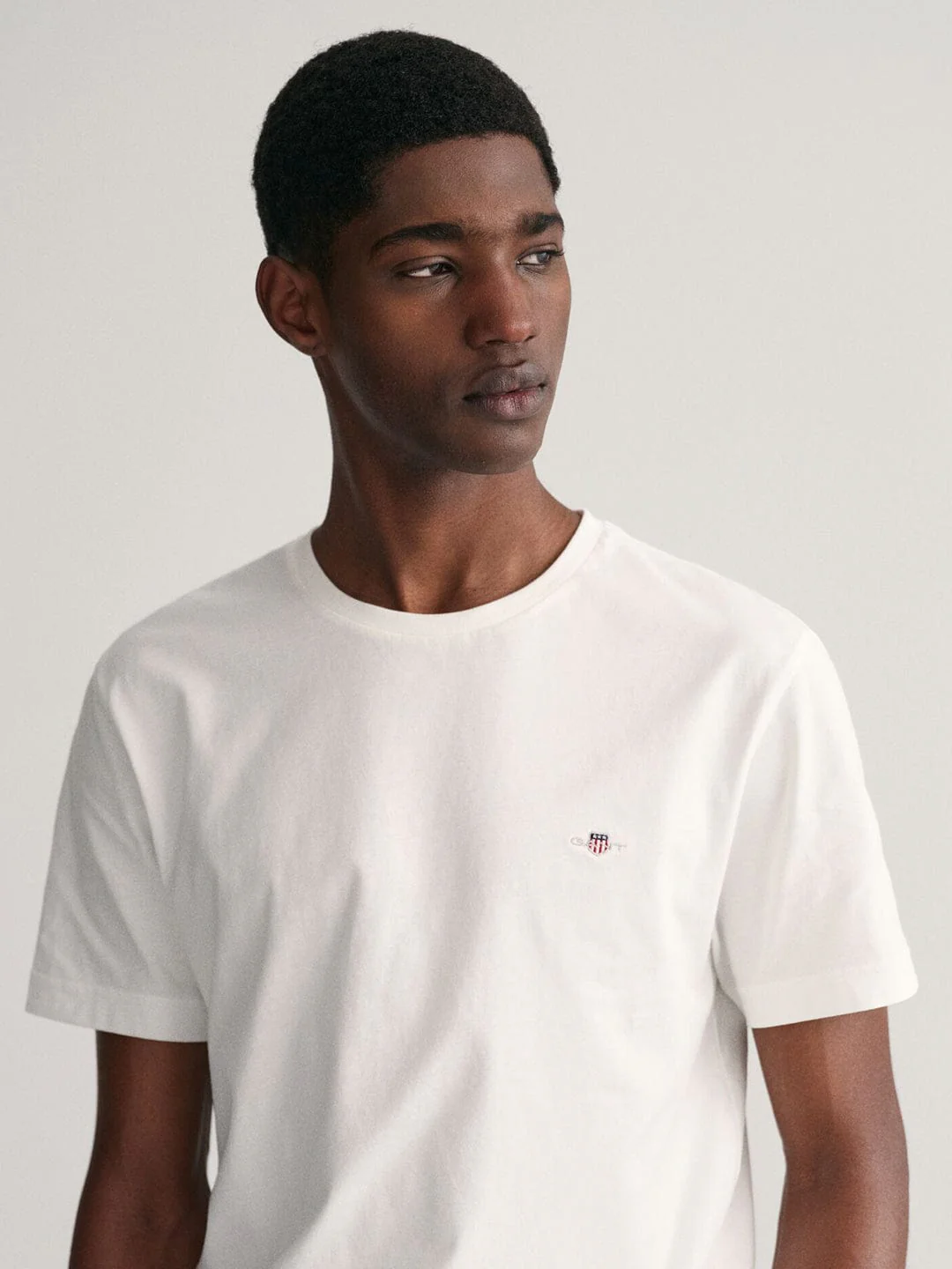 Gant Men White Solid Crew Neck Tshirt - Image 2