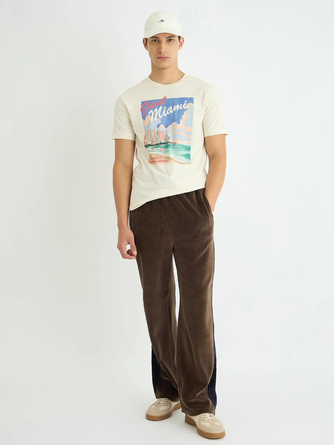 Gant Men Cream Printed Crew Neck Tshirt - Image 4