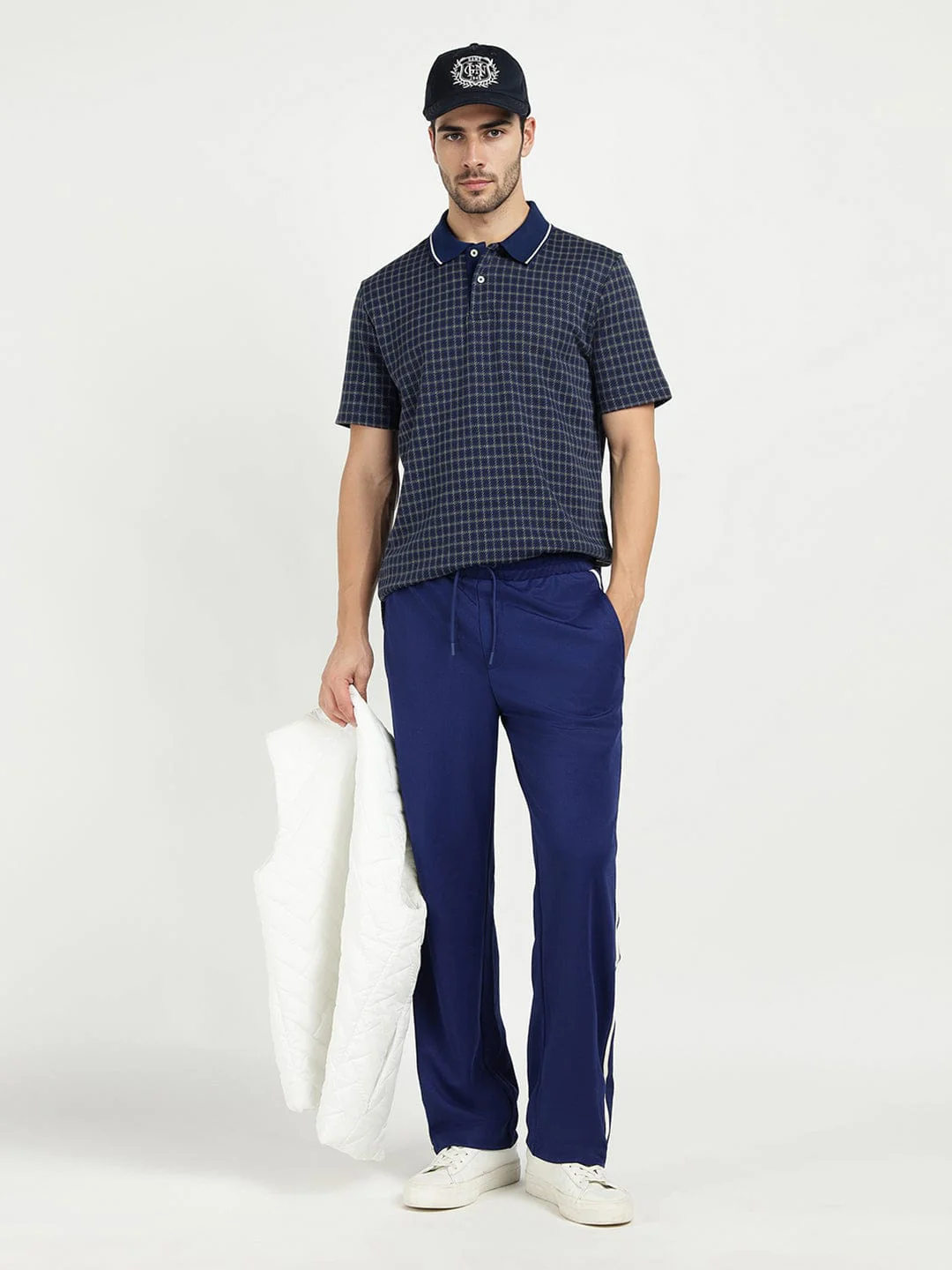 Gant Men Blue Solid Polo Tshirt - Image 2