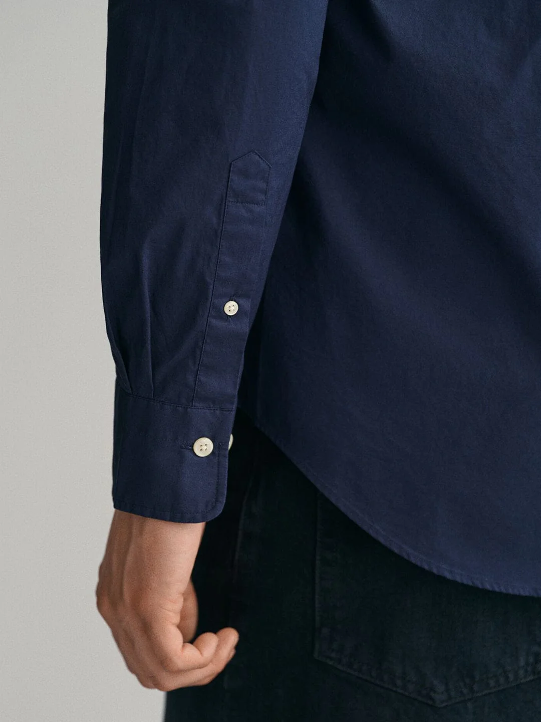 Gant Men Blue Solid Collar Shirt - Image 4