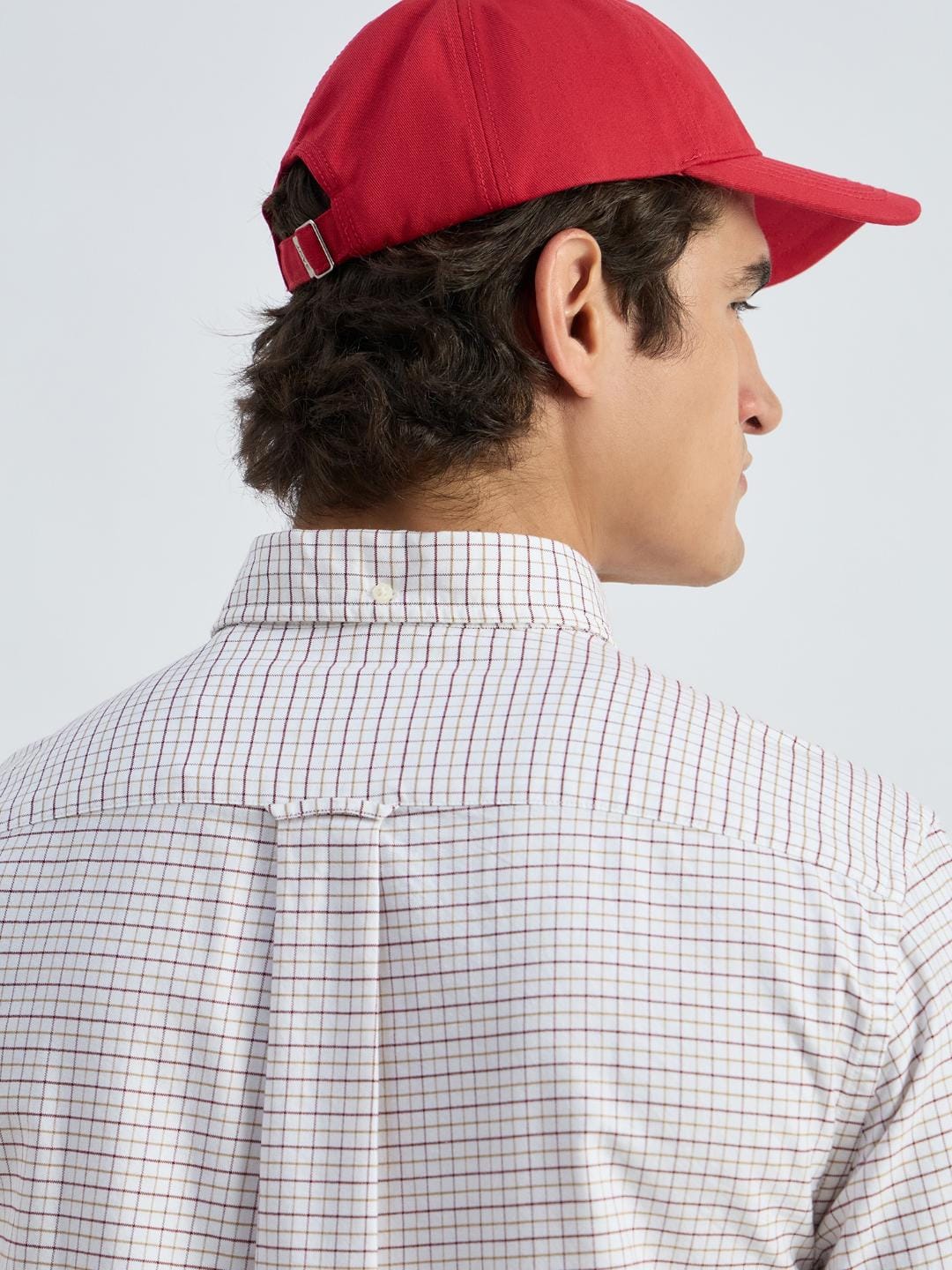 Gant Men Red Checks Collar Shirt - Image 5