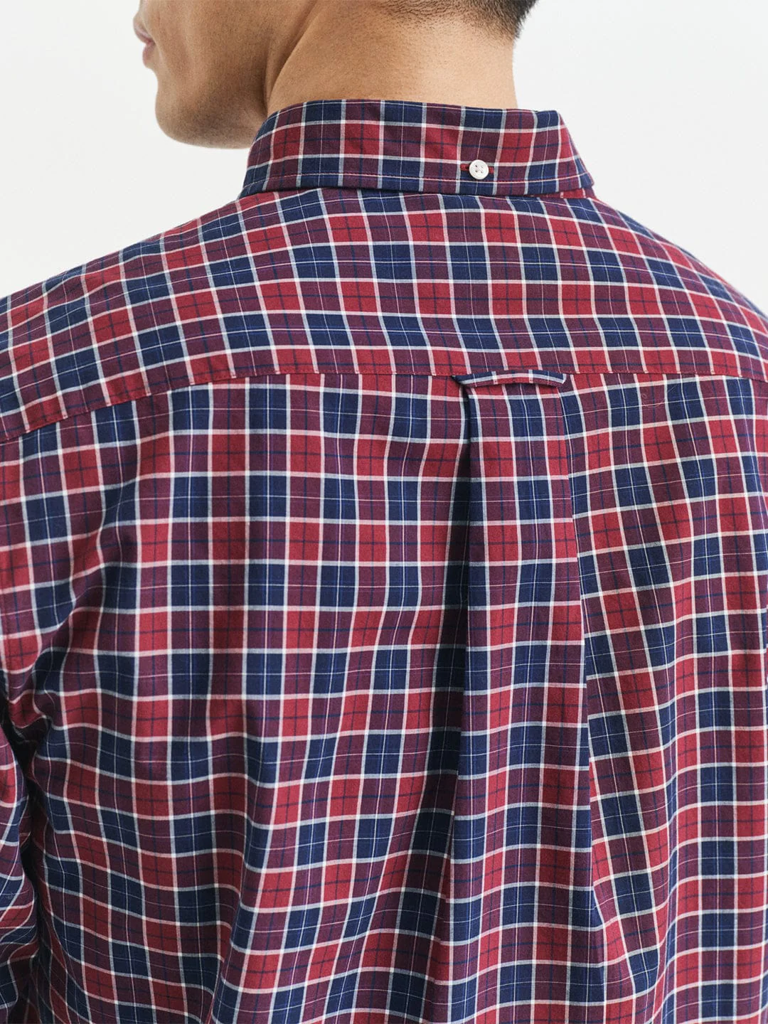 Gant Men Red Checks Collar Shirt - Image 2
