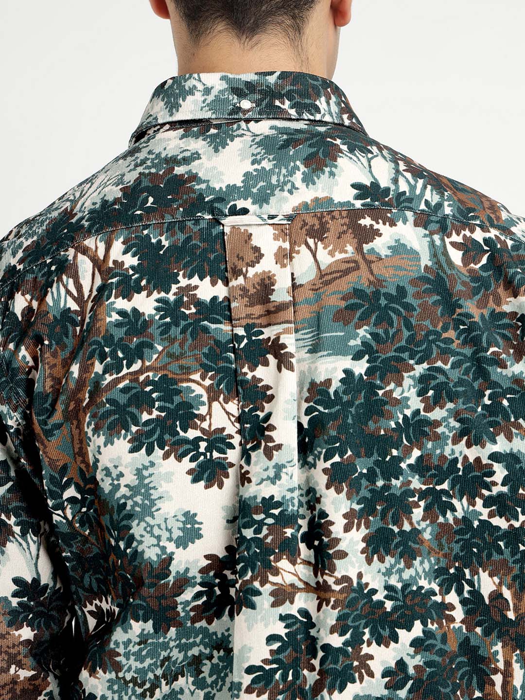 Gant Men Green Printed Collar Shirt - Image 5