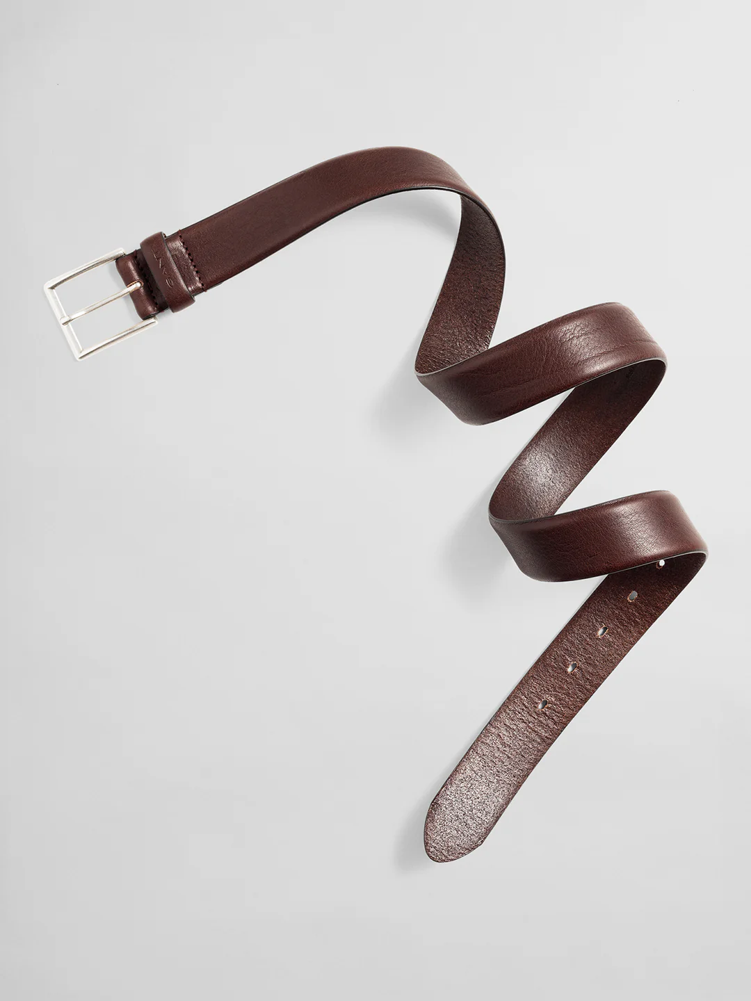 Gant Men Tang Closure Slim Leather Belt - Image 4
