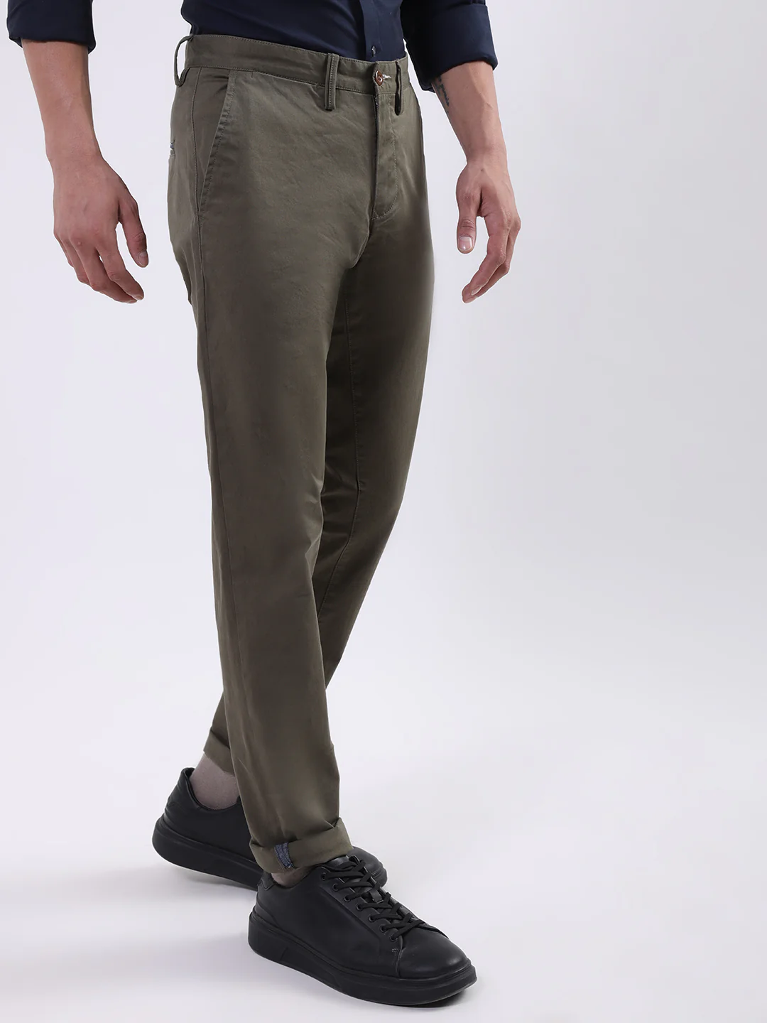 Gant Men Mid-Rise Smart Slim Fit Cotton Chinos Trouser - Image 3