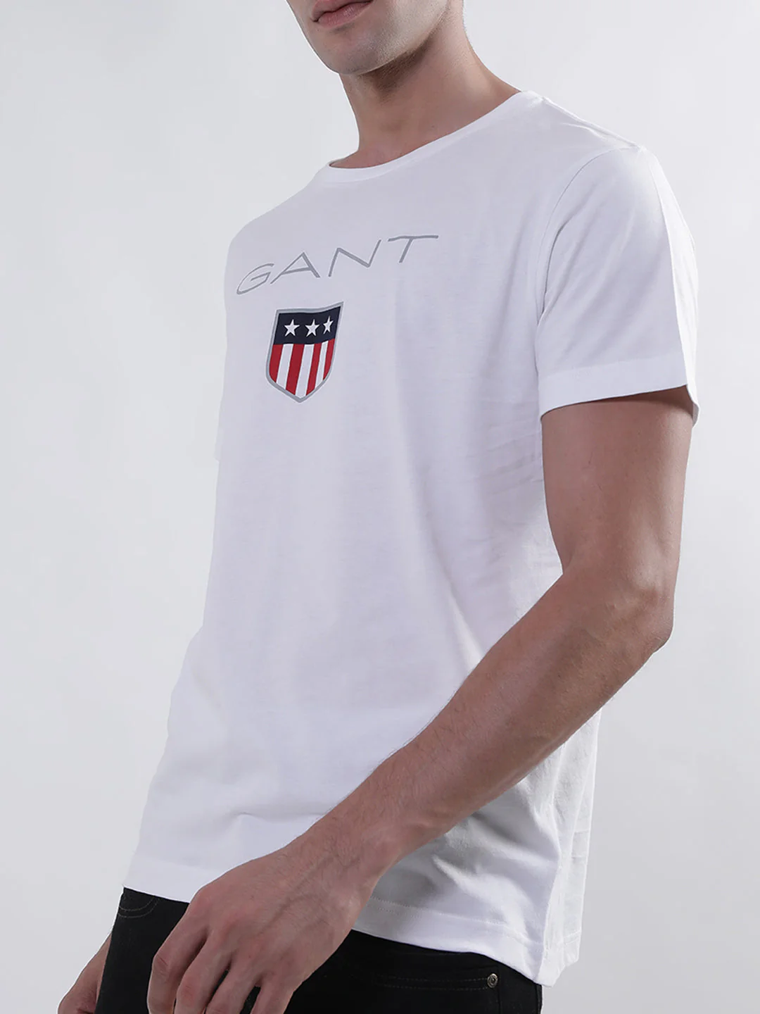 Gant White Logo Regular Fit Tshirt - Image 2