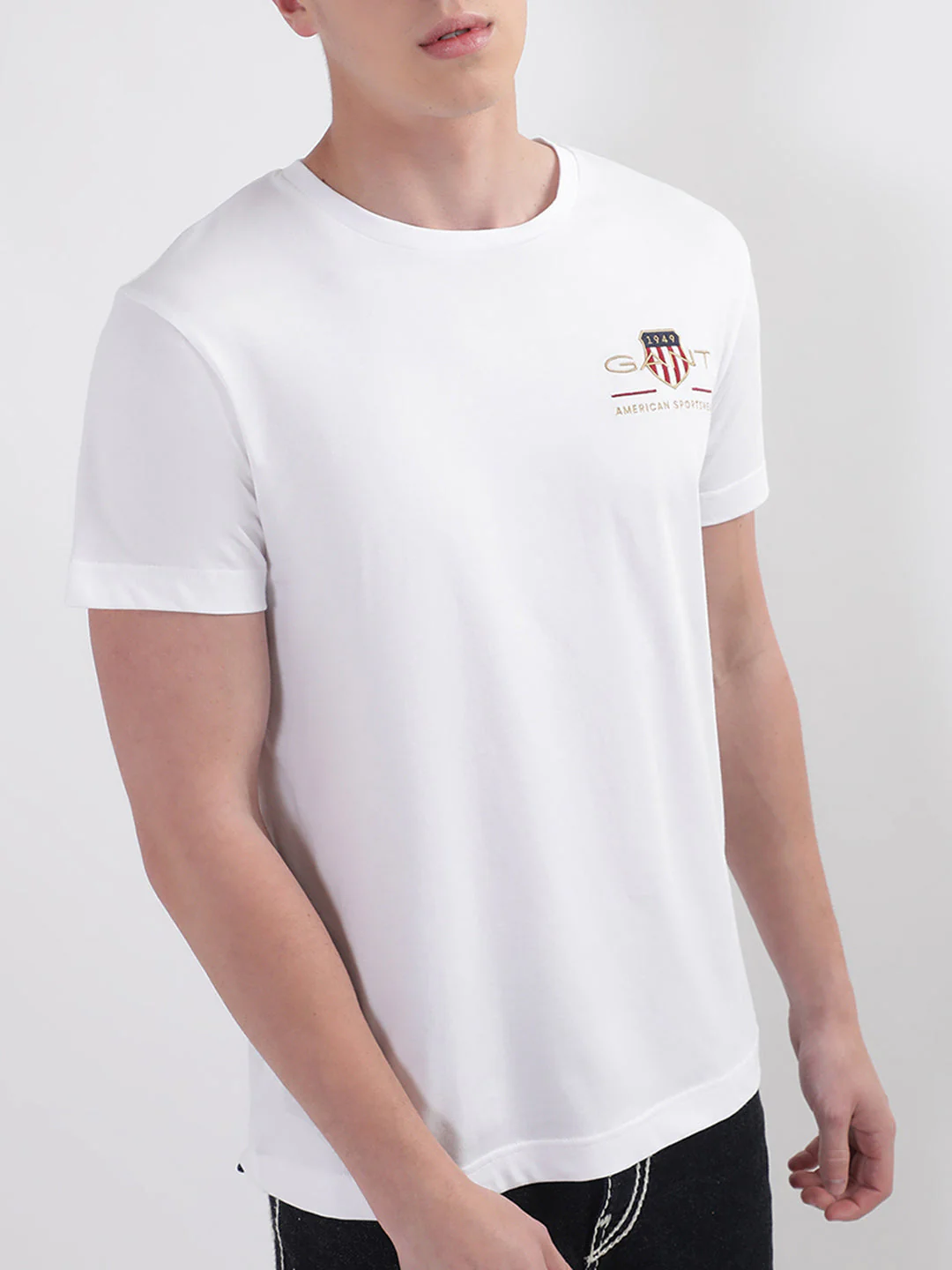 Gant White Archive Shield Regular Fit Tshirt - Image 3