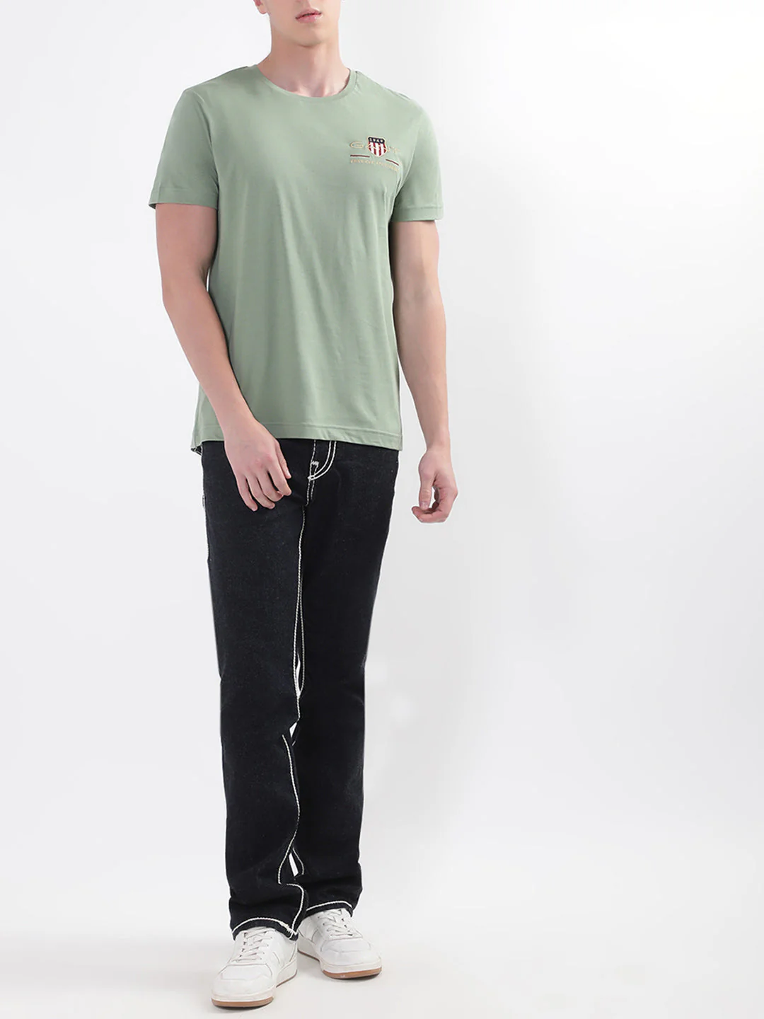 Gant Green Archive Shield Logo Regular Fit Tshirt - Image 5