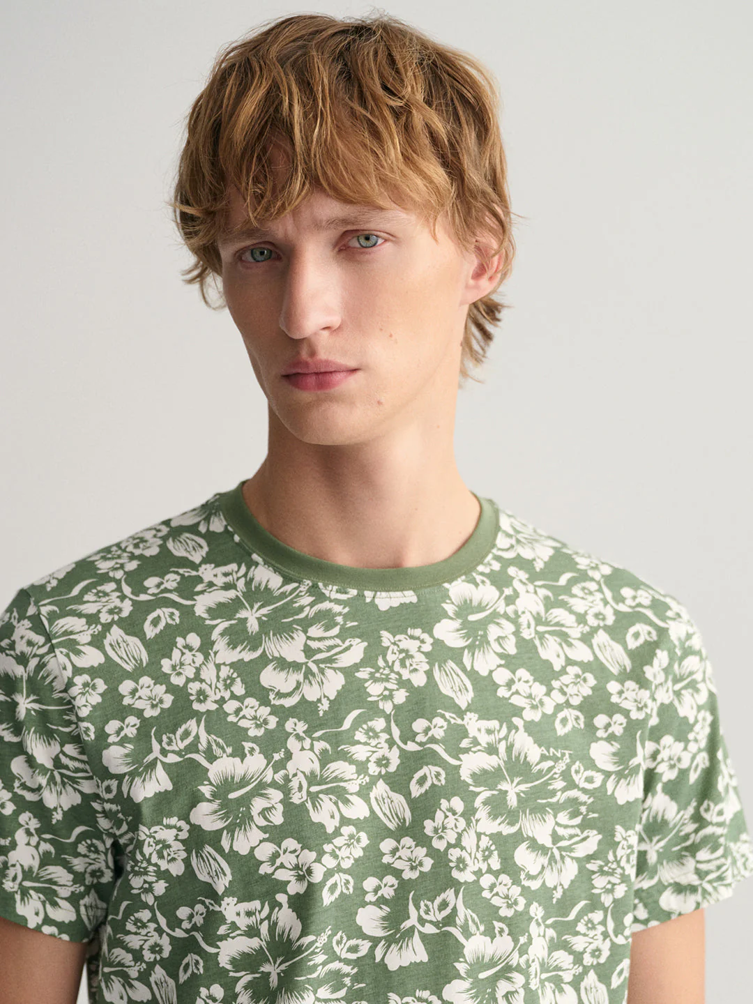 Gant Green Floral Print Regular Fit Tshirt - Image 4