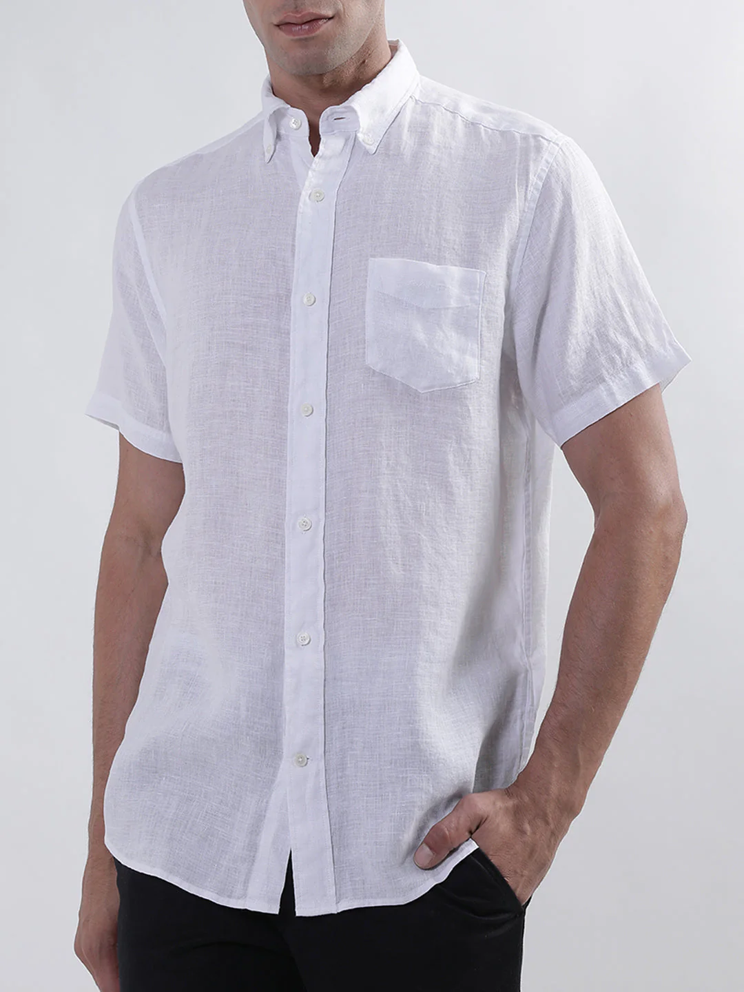 Gant Men White Regular Fit Solid Linen Shirt