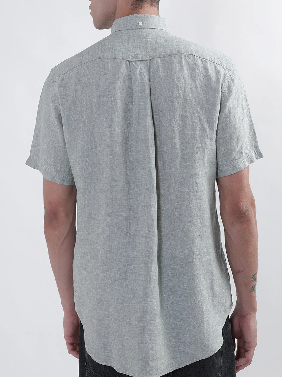 Gant Men Green Regular Fit Solid Linen Shirt - Image 4