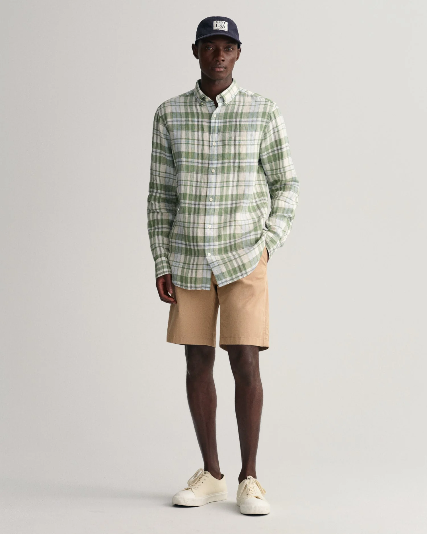 Gant Men Green Regular Fit Checked Linen Shirt - Image 2