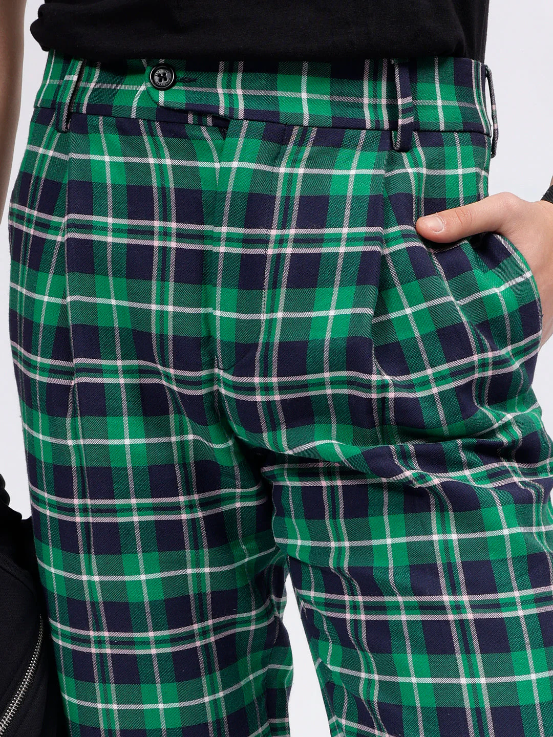 Gant Men Green Checked Slim Fit Mid Rise Trouser - Image 5