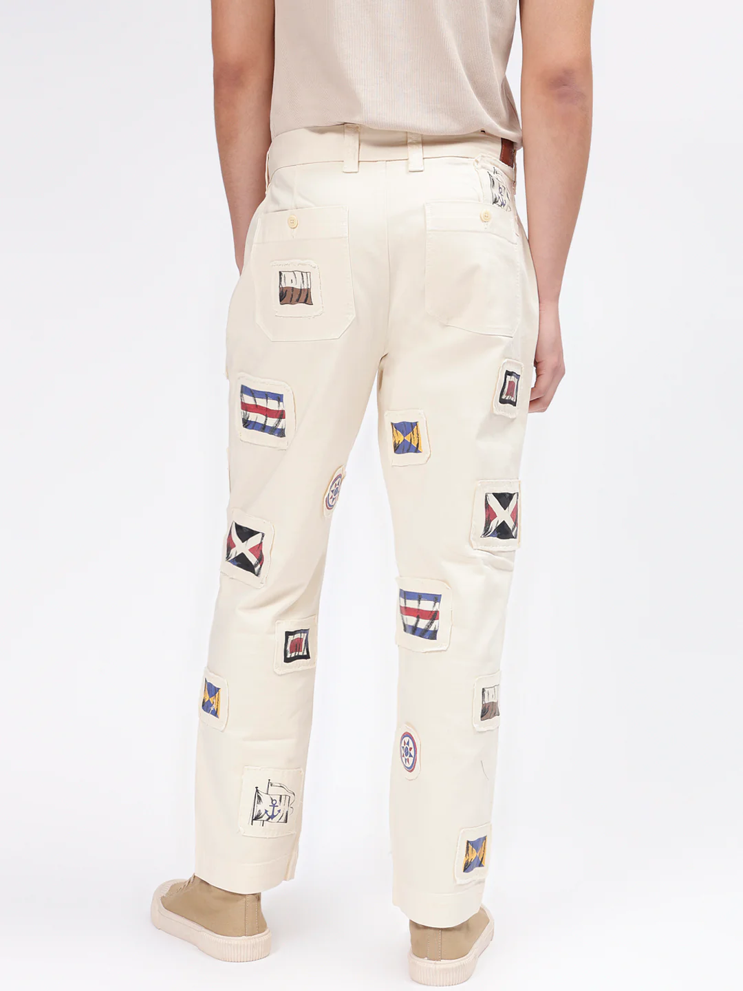Gant Men Cream Printed Slim Fit Mid Rise Trouser - Image 3
