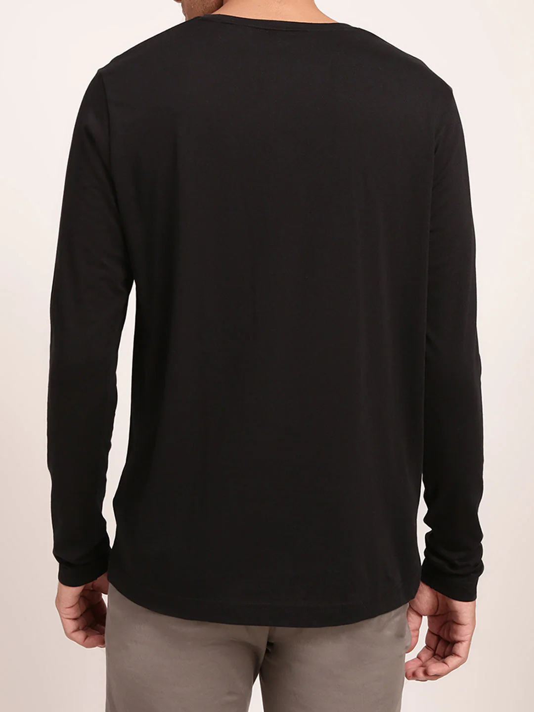 Gant Black Logo Regular Fit Tshirt - Image 2