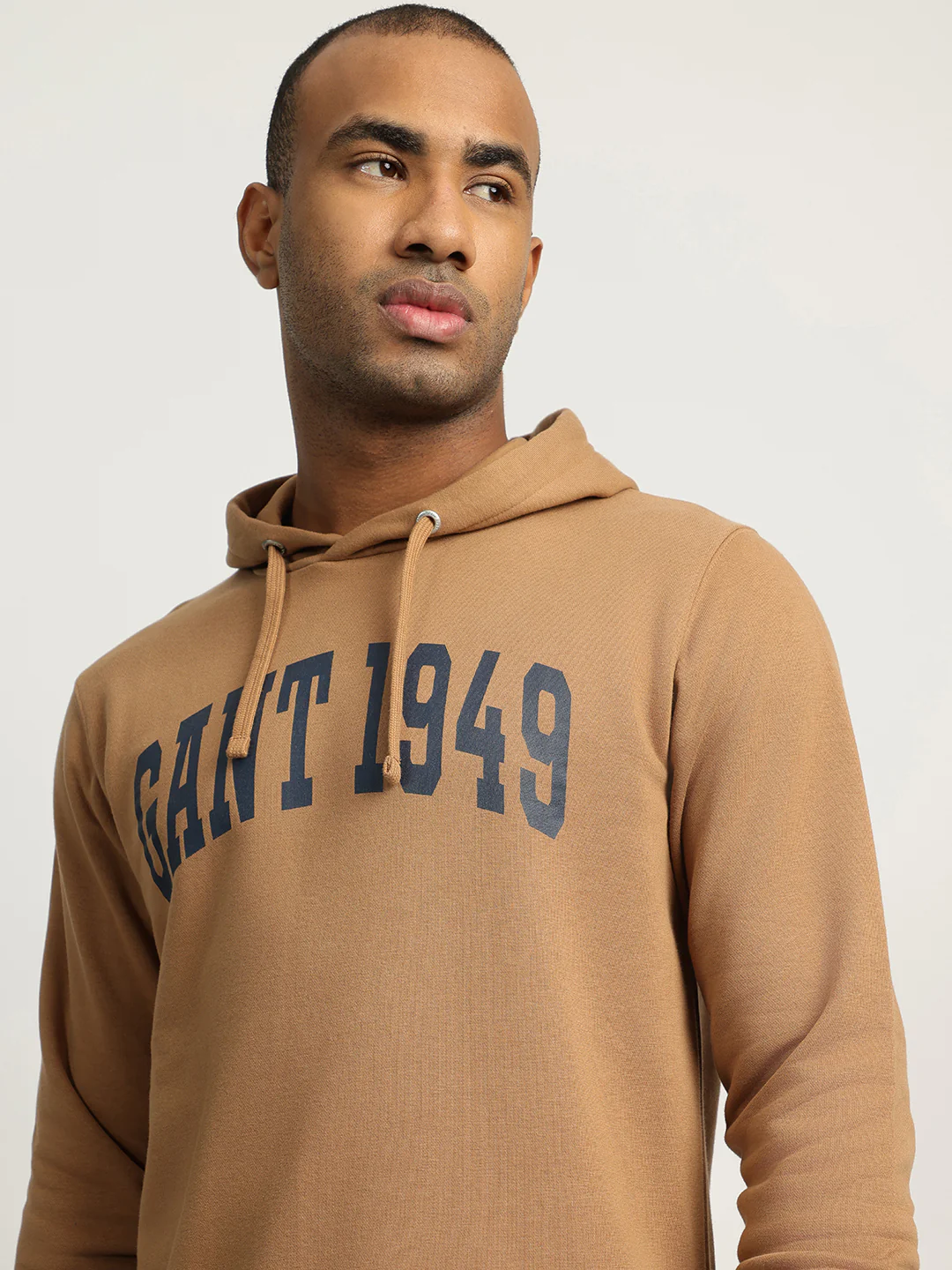 Gant Men Red Solid Hooded Sweatshirt - Image 5