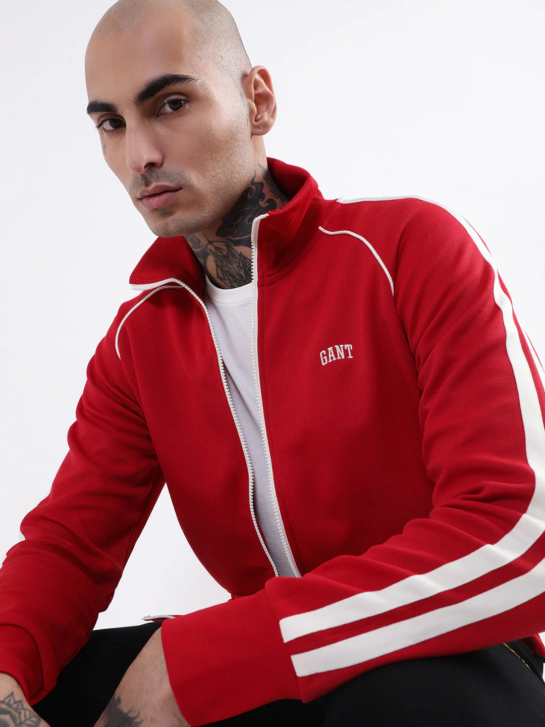 Gant Men Red Solid Hooded Sweatshirt - Image 7