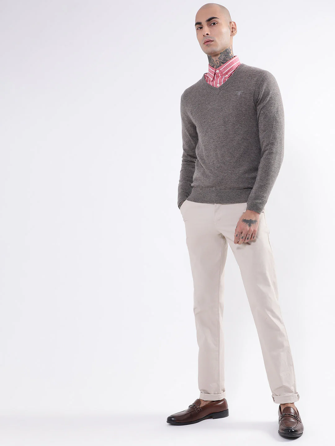 Gant Men Grey Solid V Neck Sweater - Image 4