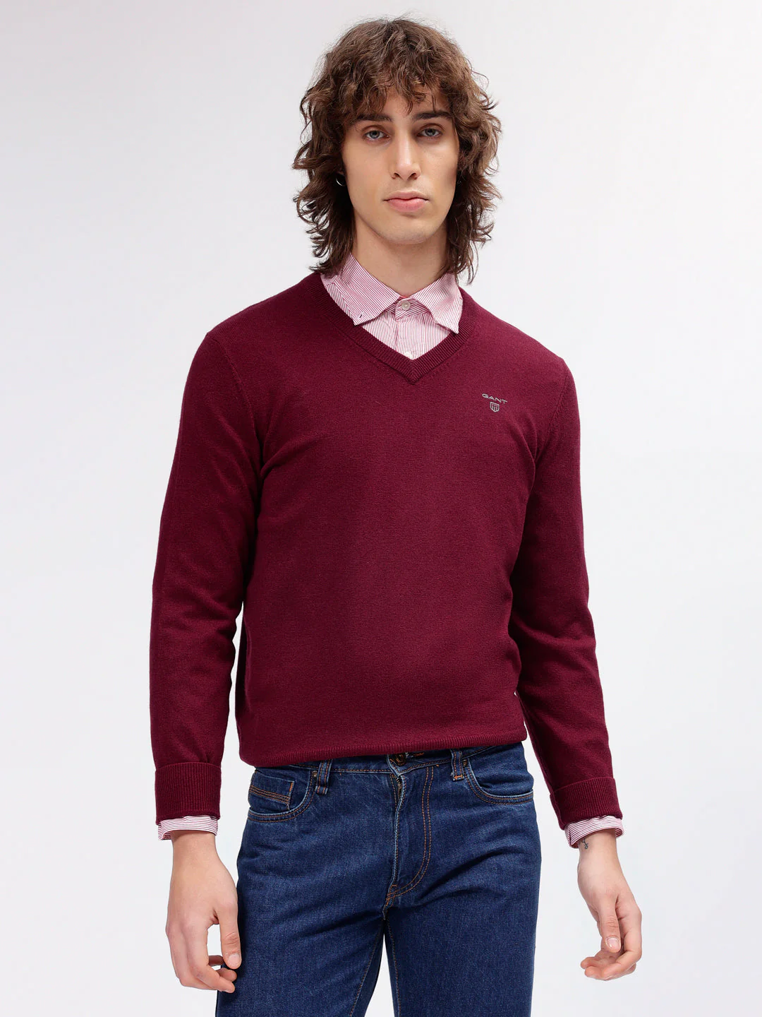 Gant Men Red Solid V Neck Full Sleeves Sweater - Image 2